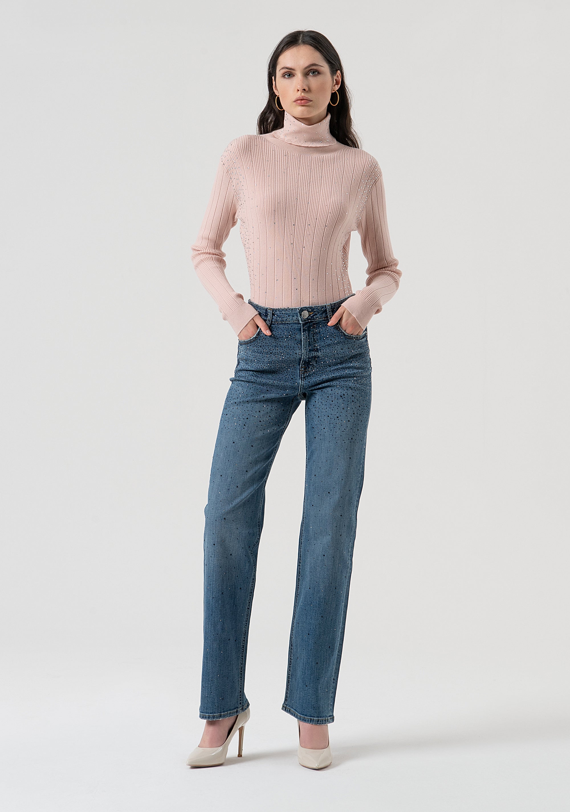 Jeans wide leg in denim con lavaggio medio e strass FR25WV8050D46002-349 Fracomina