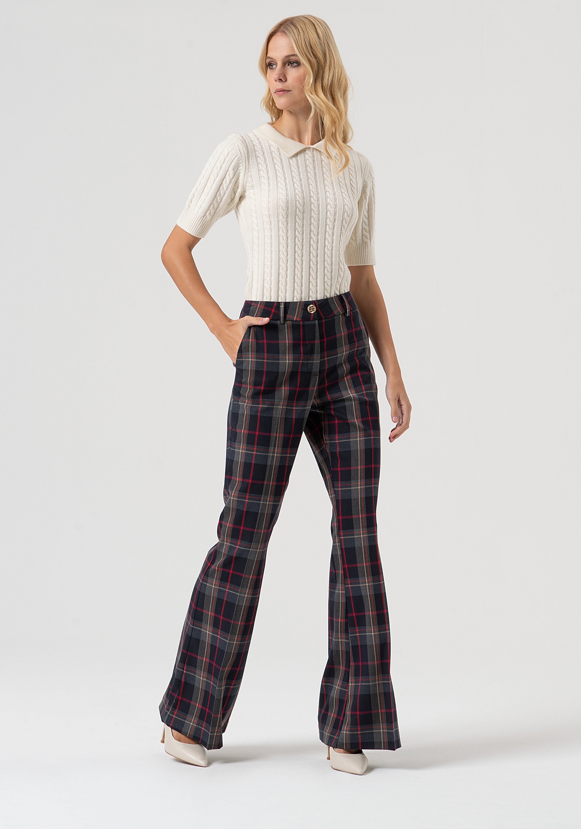 Pantalone bootcut in tessuto tartan FR25WVA003W45995-T62 Fracomina