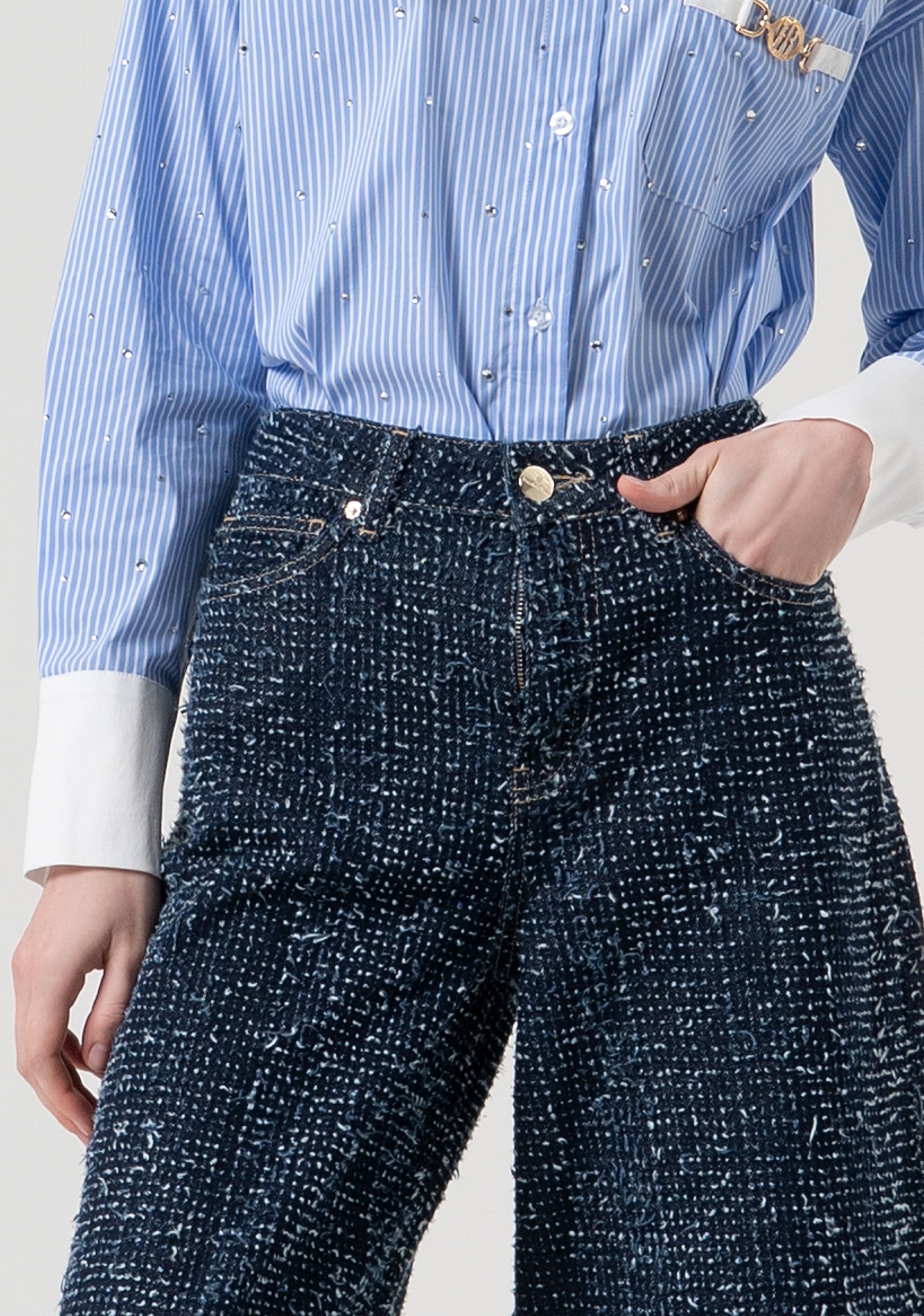 Jeans cropped in denim bouclè FR25WVB006D419F7-117 Fracomina