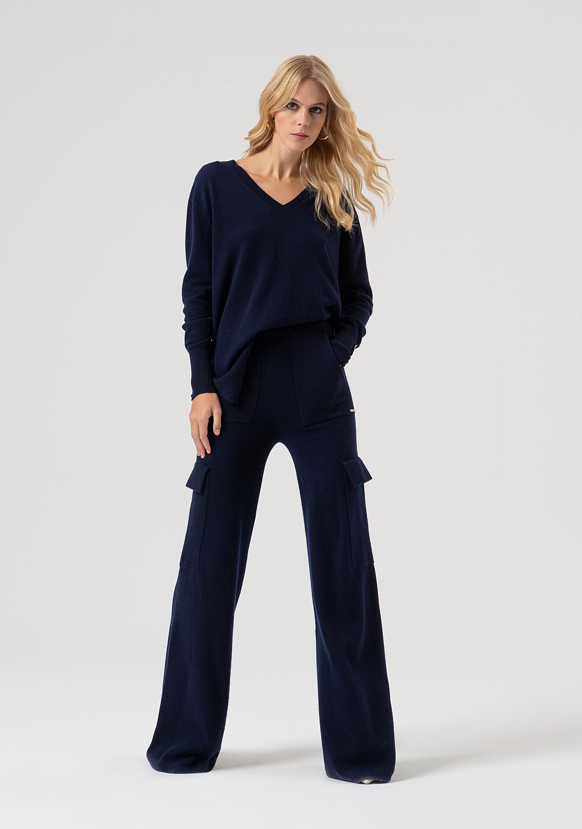 Pantaloni flare in maglia di lana FR25WVC009K47301-117 Fracomina