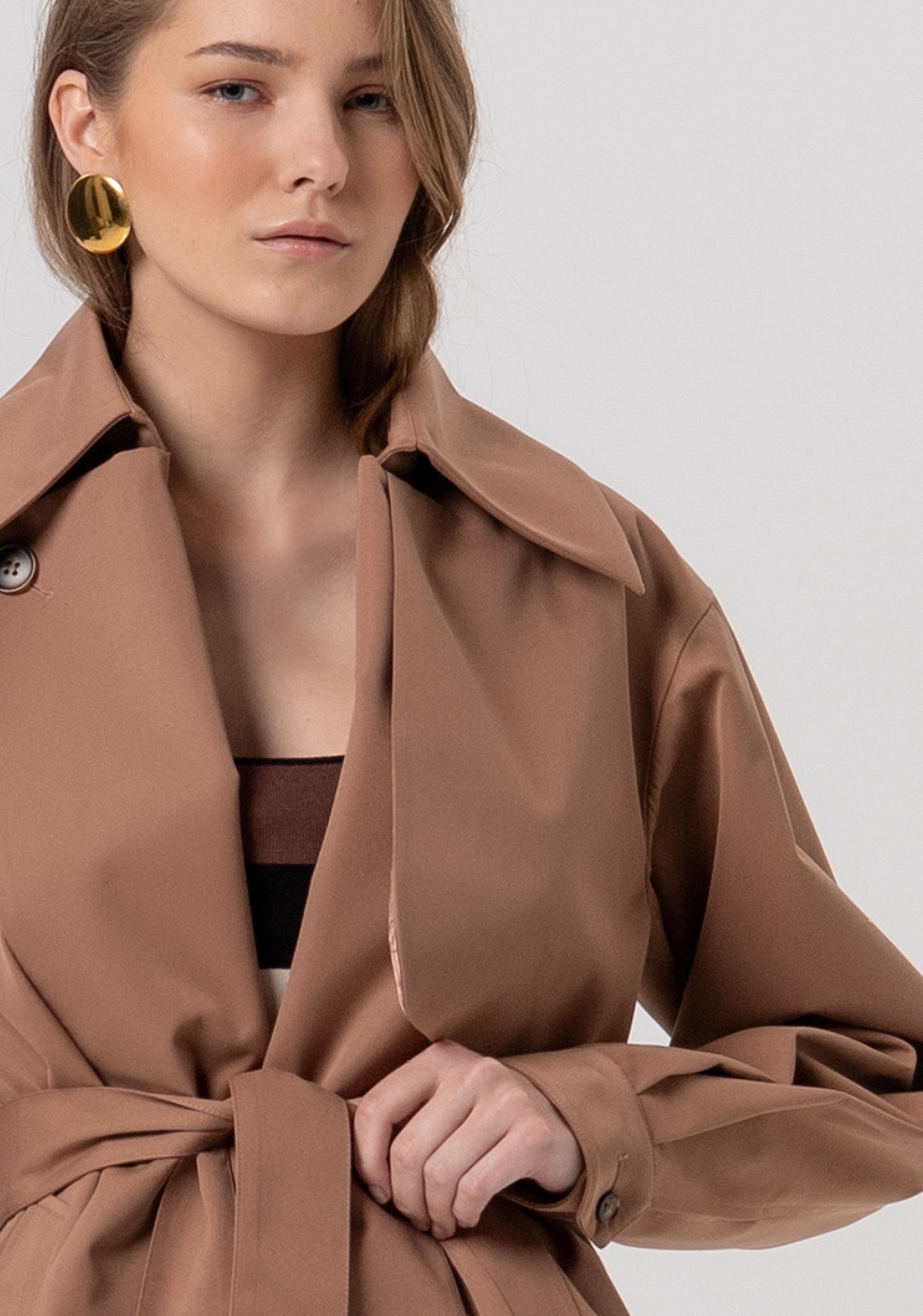 Giacca over modello trench in tessuto tecnico FR26SC1005W44101-M07 Fracomina