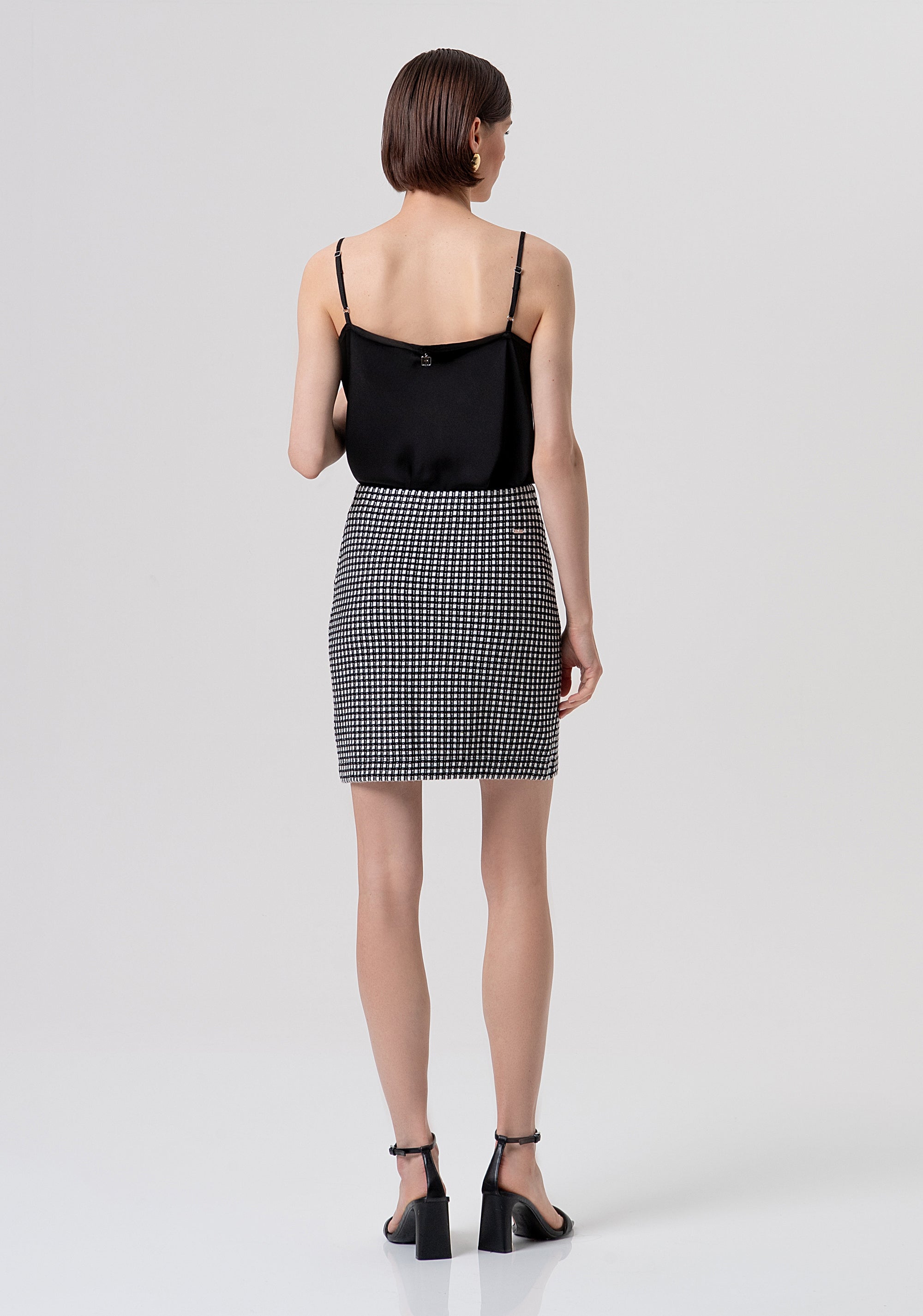 Gonna slim a tubino mini in tweed FR26SG4005K459S9-054 Fracomina