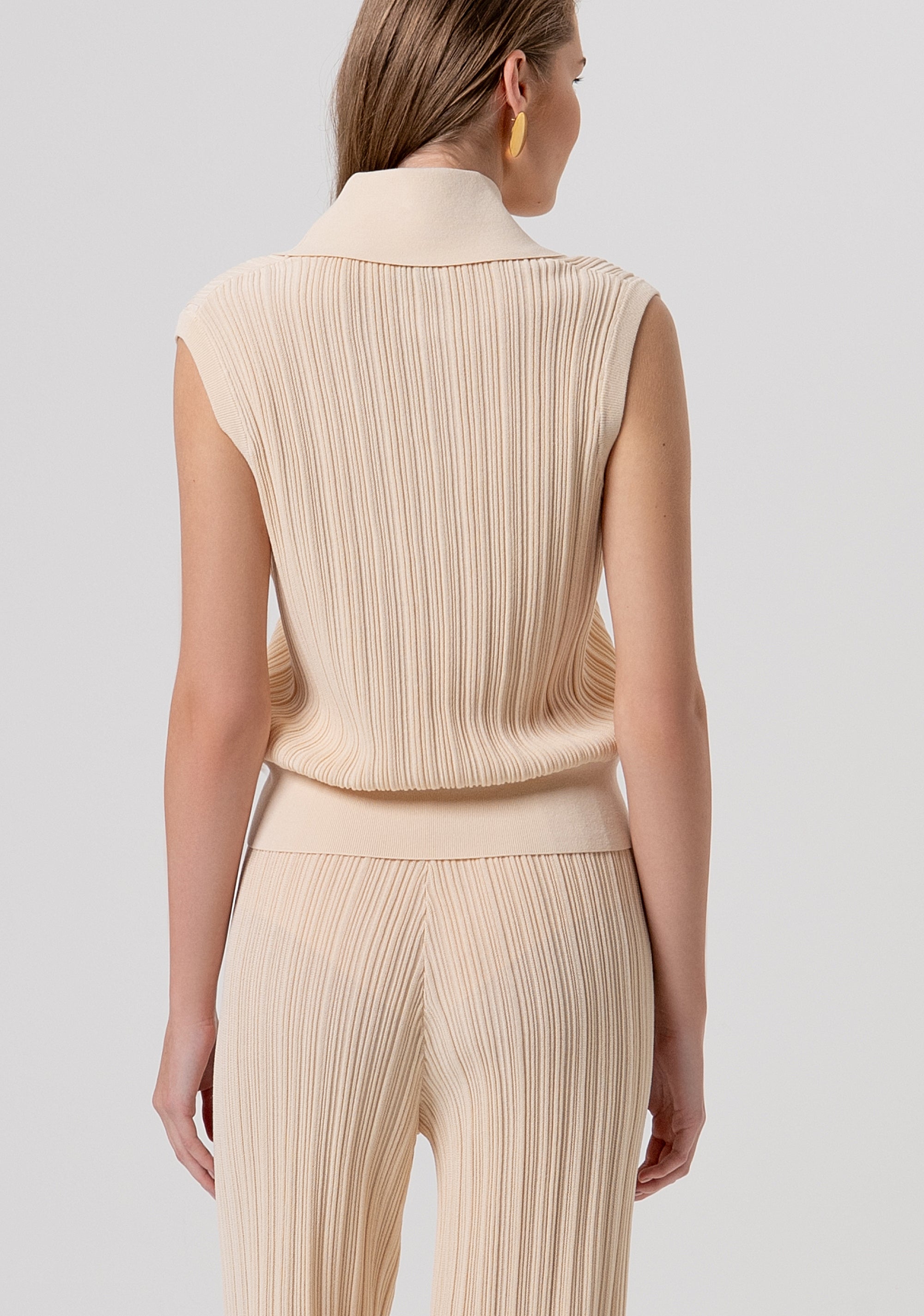 Gilet regular in maglia FR26SJ5012K41801-B59 Fracomina