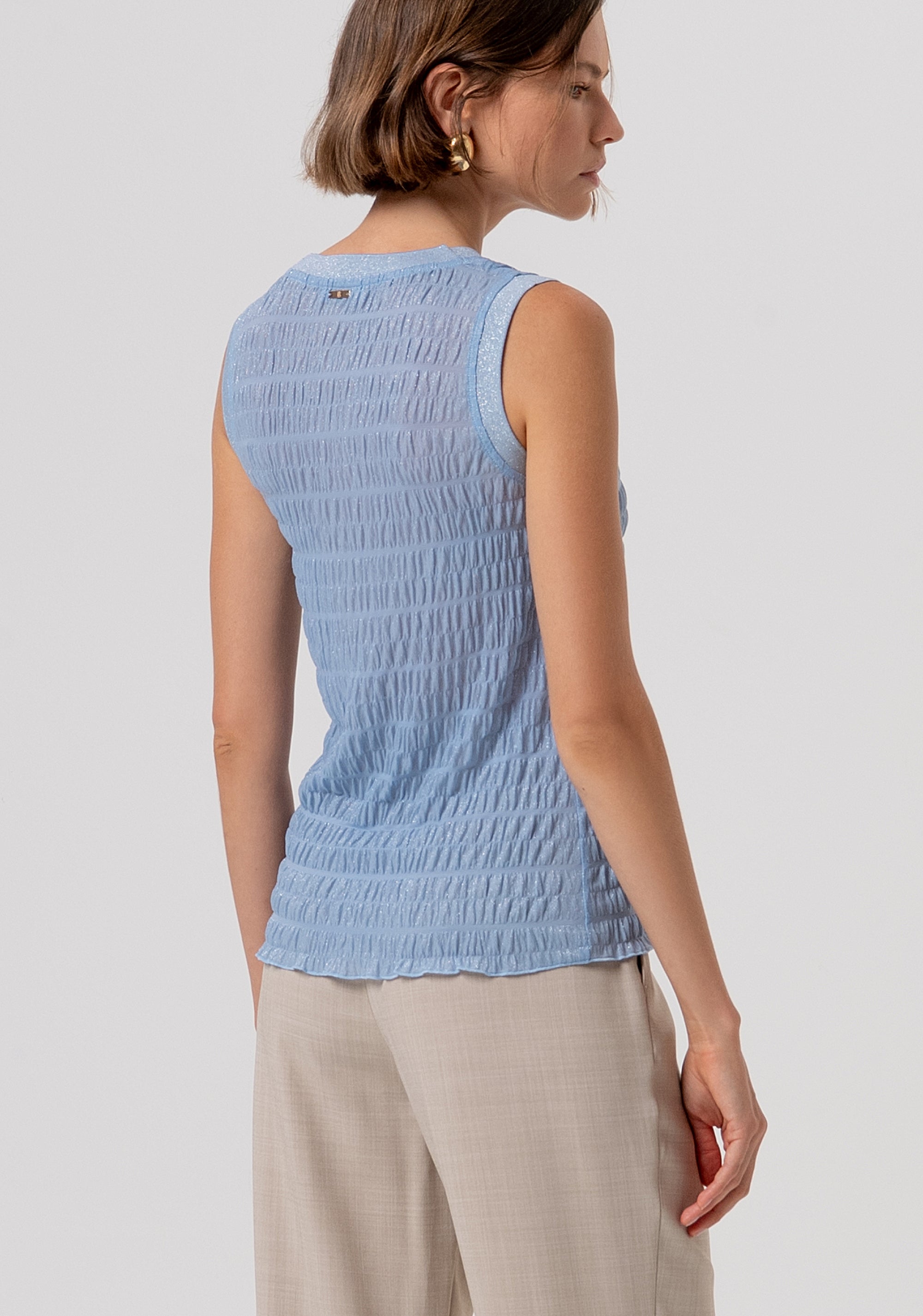 Top senza maniche in tessuto goffrato FR26ST2019J427Q7-M32 Fracomina