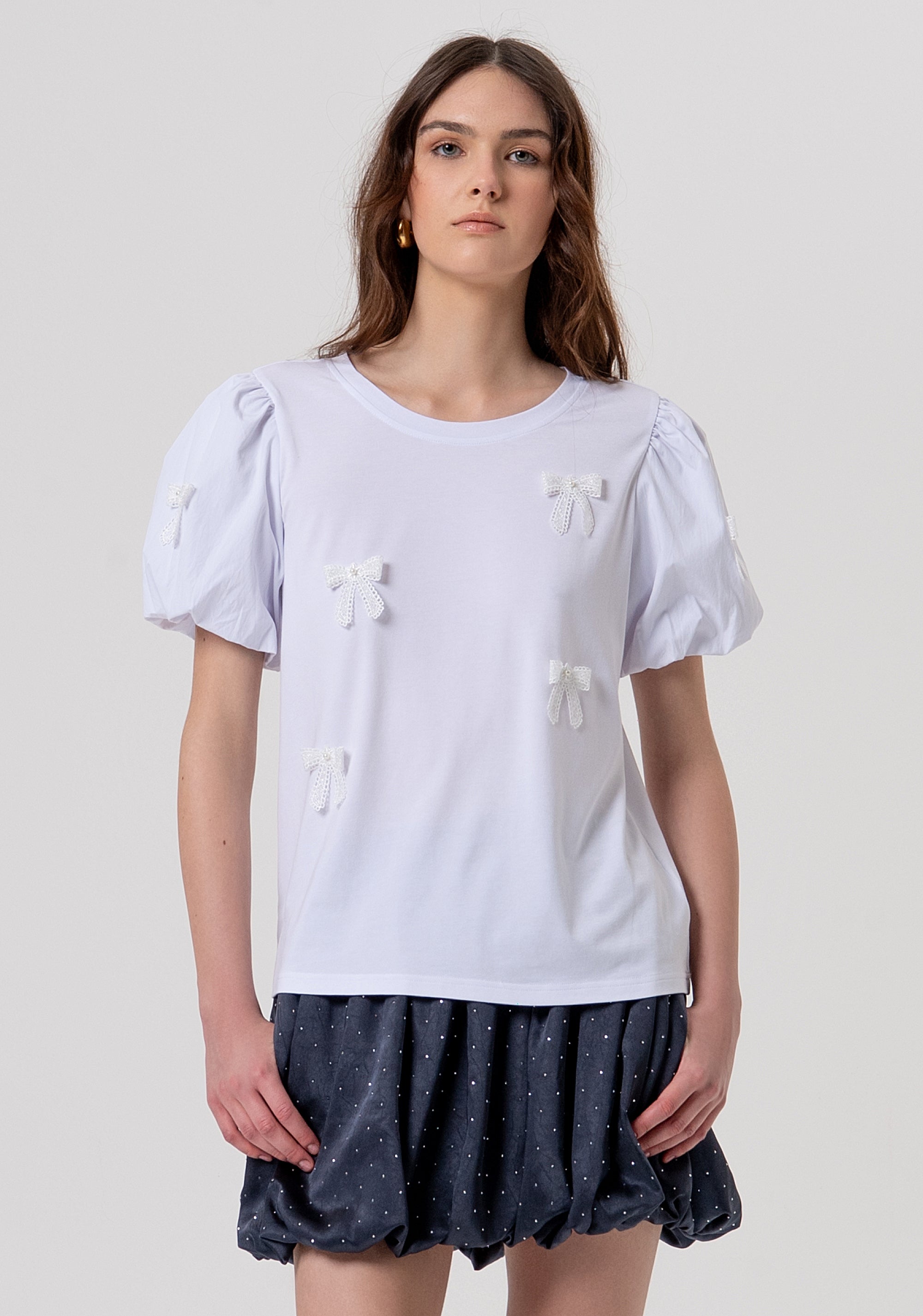 T-shirt regular in jersey con applicazioni fiocchi FR26ST3034J41801-278 Fracomina