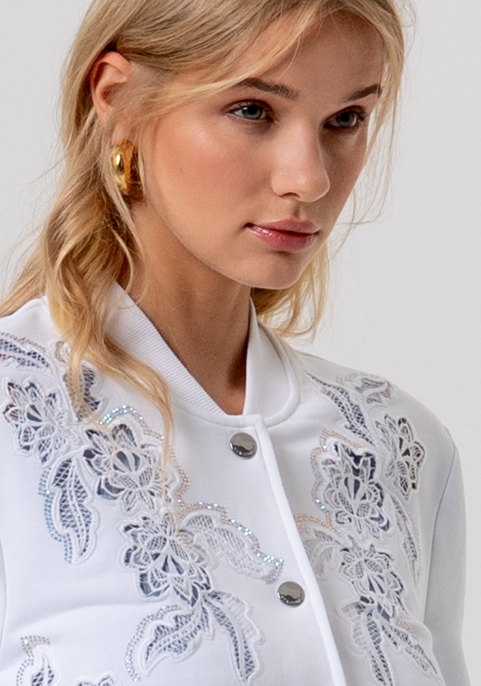 Bomber regular in felpa con ricami in pizzo FR26ST9005F409E5-278 Fracomina