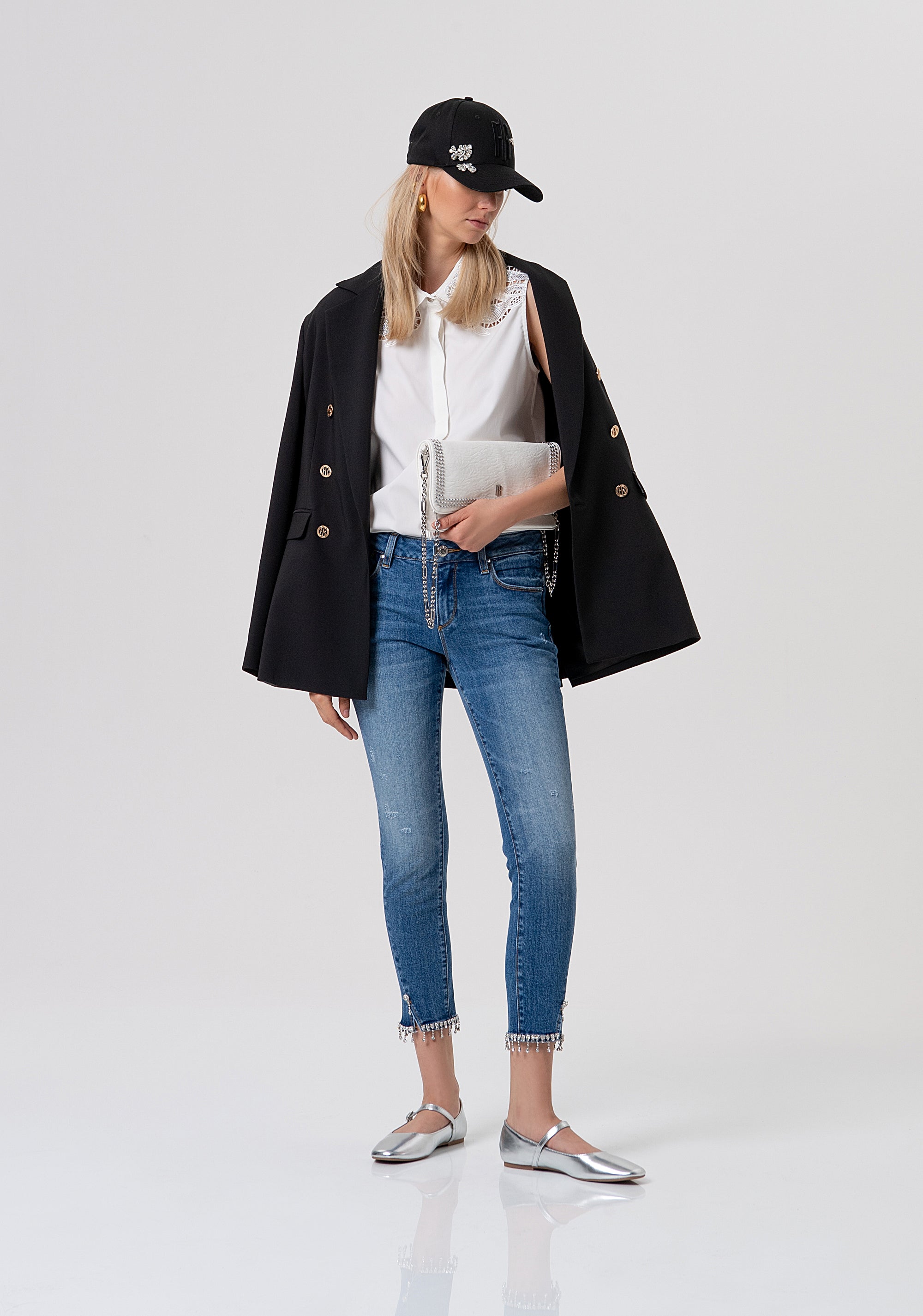 Jeans slim effetto push up in denim con lavaggio medio FR26SV9002D40102-A99 Fracomina