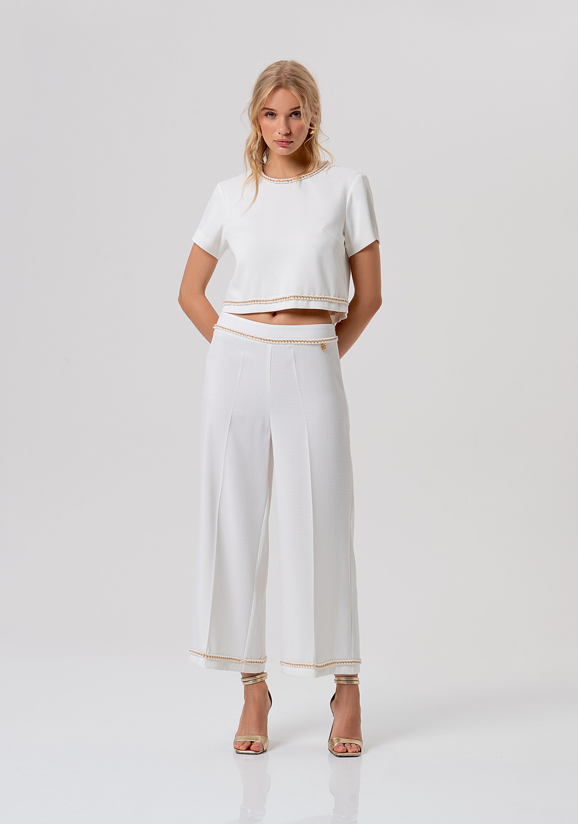 Pantalone cropped modello culotte FR26SVB010W43901-108 Fracomina