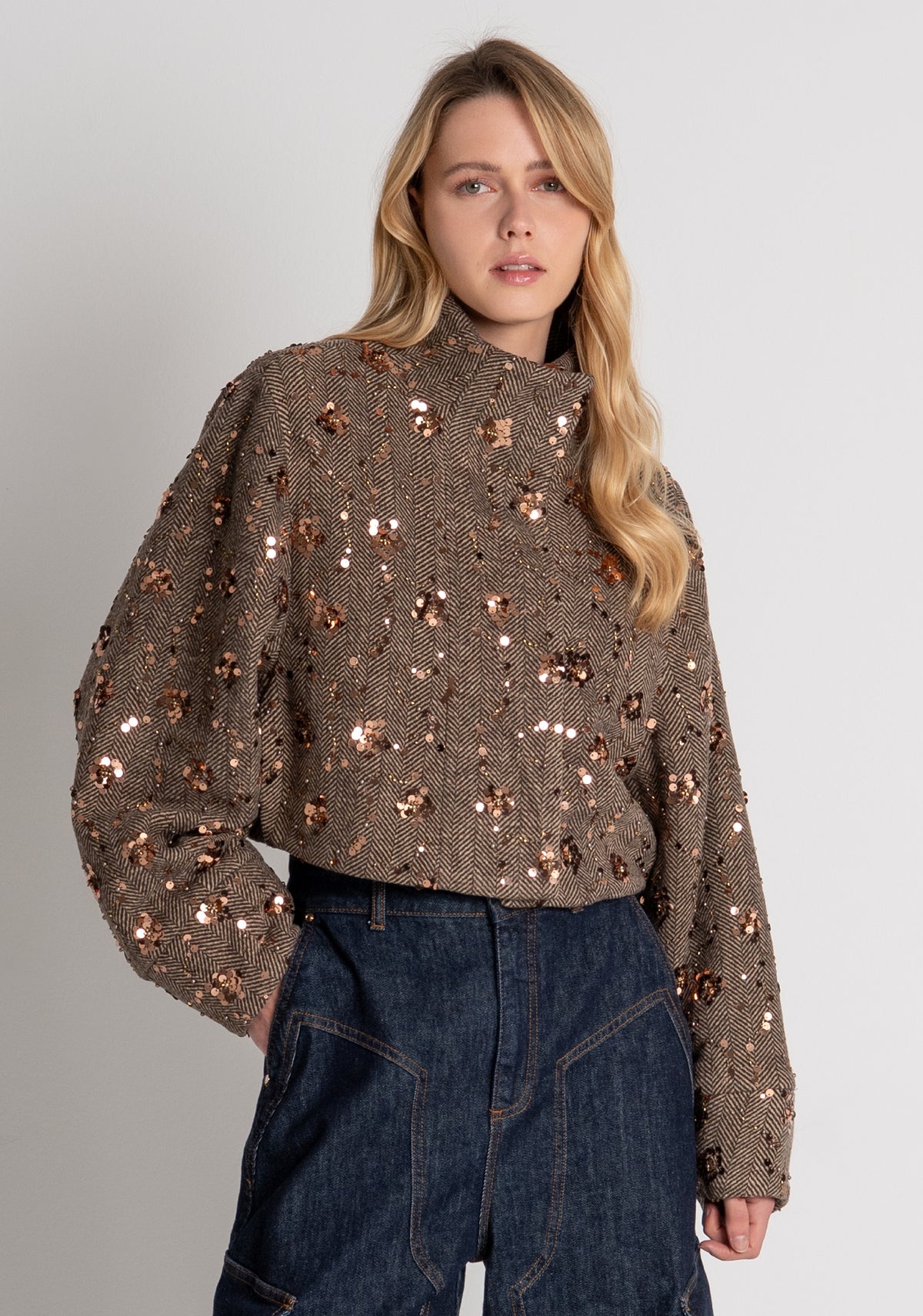 Cappotto cropped in tessuto spigato con paillettes FR26WC1020W579R9 FRACOMINA