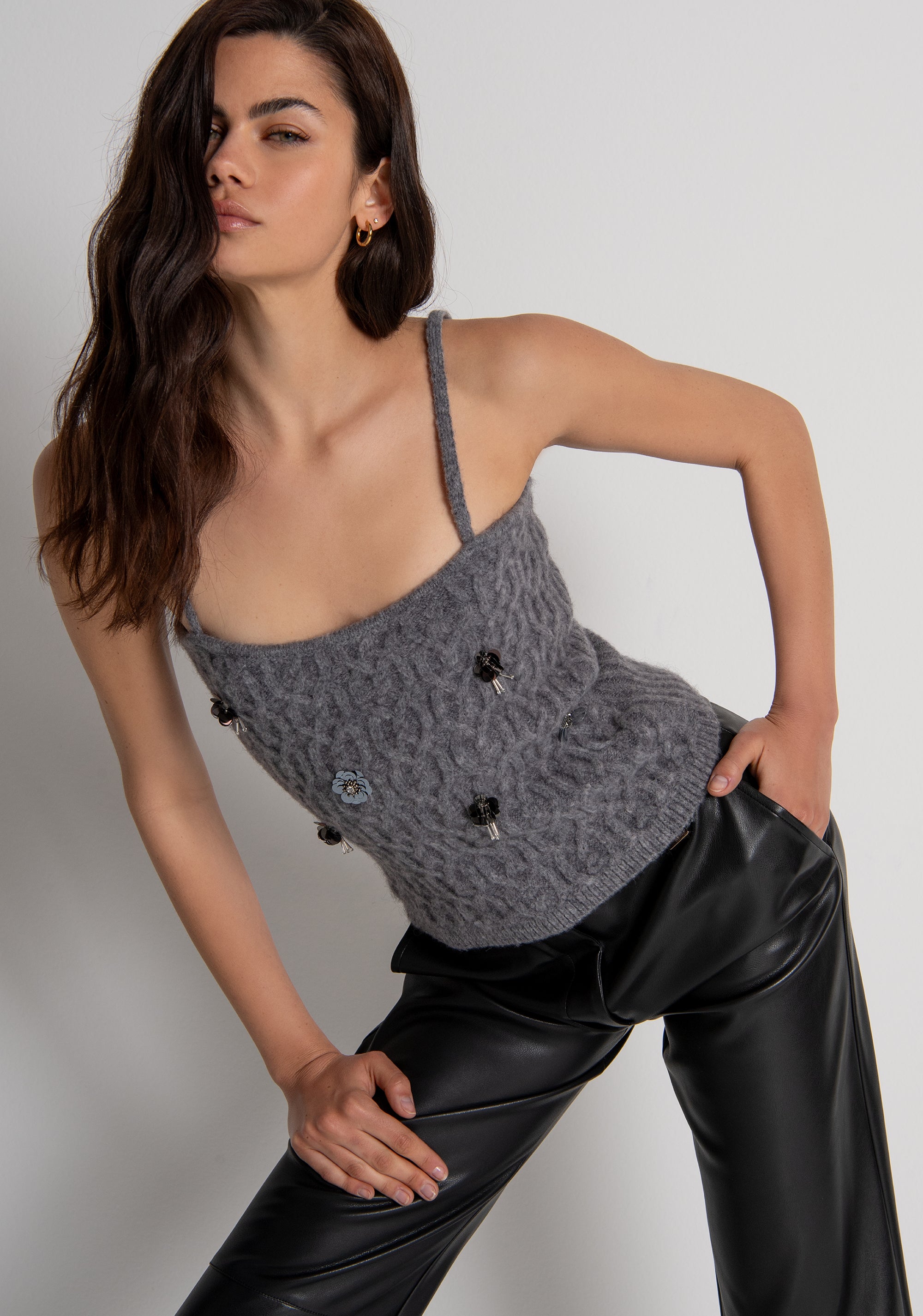 Top senza maniche in maglia con punto treccia FRACOMINA — immagine 1 di 5