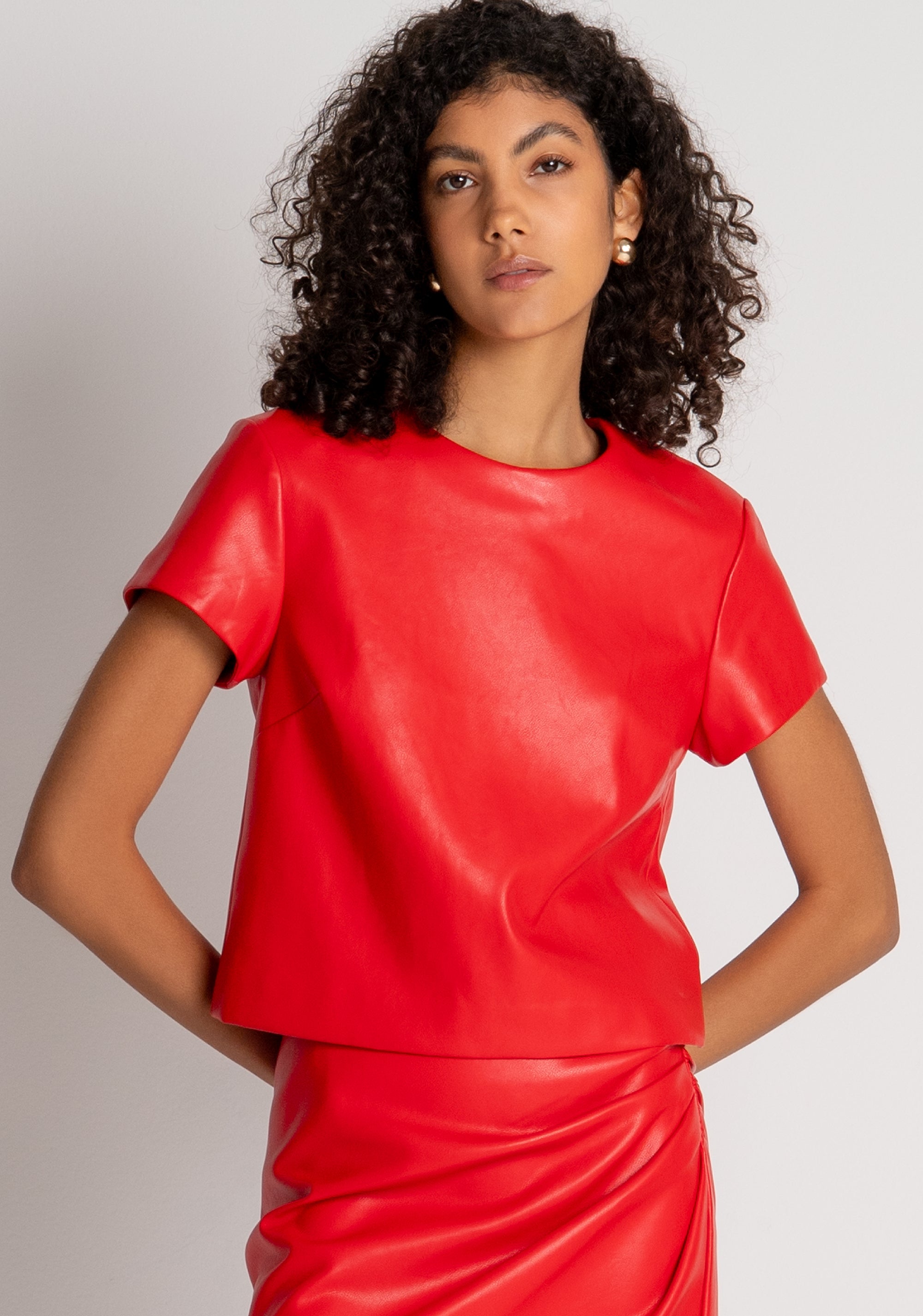 Top cropped in finta pelle FR26WT1001P41101 FRACOMINA