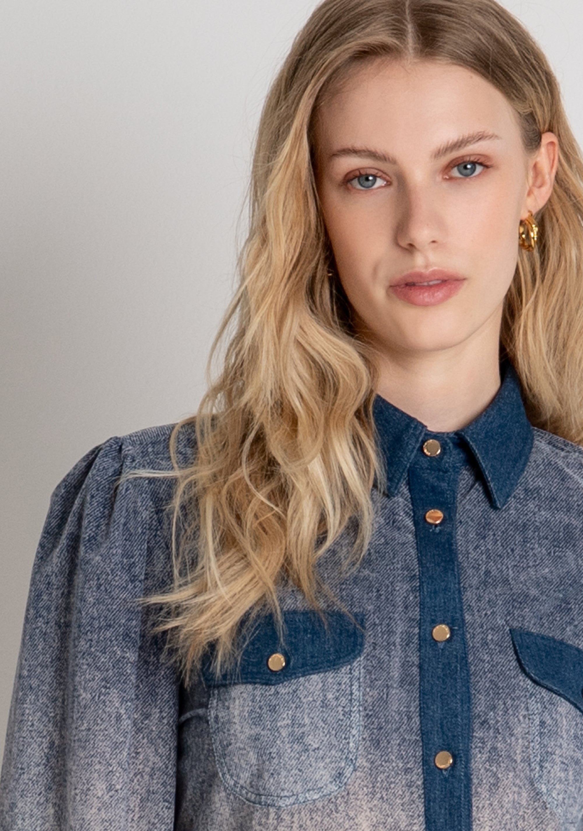 Camicia regular con effetto sfumato FR26WT6023W775Q1 FRACOMINA