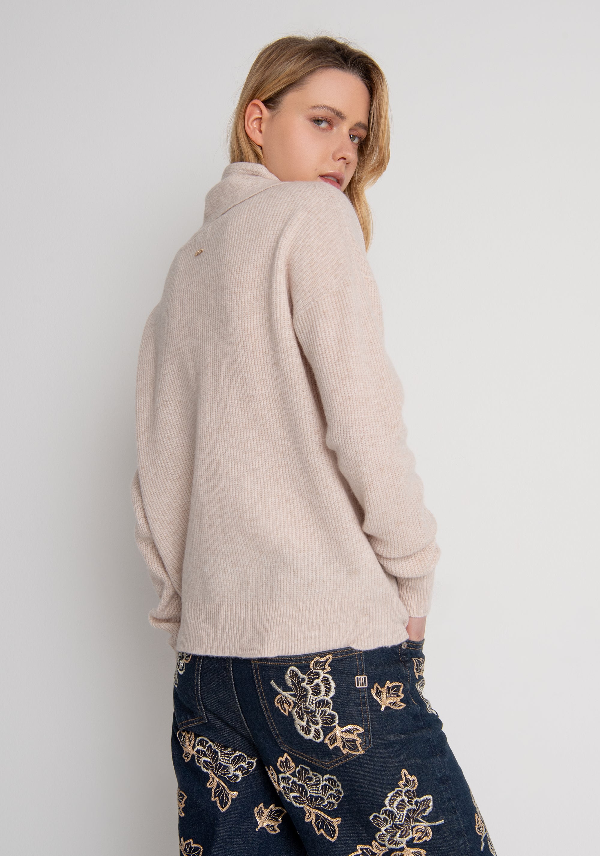 Maglia regular in lana FRACOMINA — immagine 3 di 5
