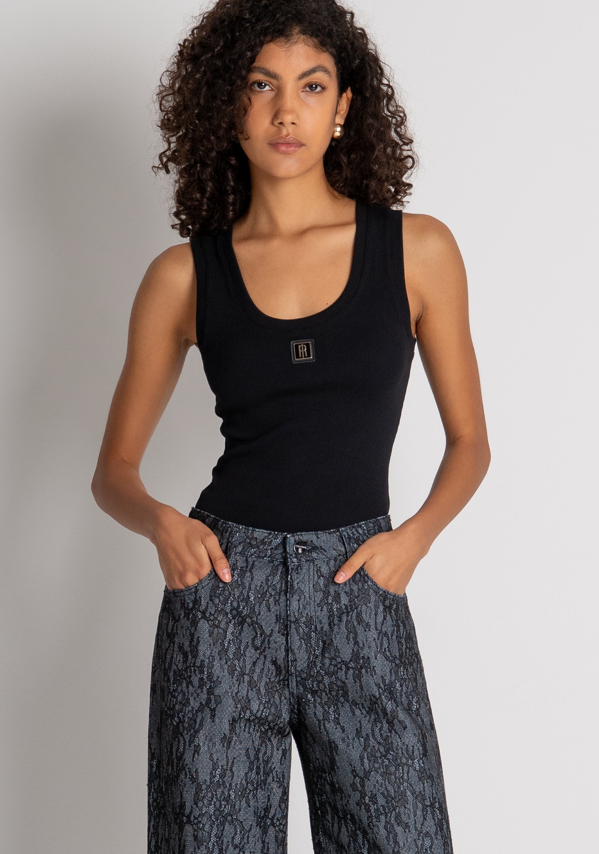 Jeans flare in denim con pizzo FR26WV3015D419G1 FRACOMINA