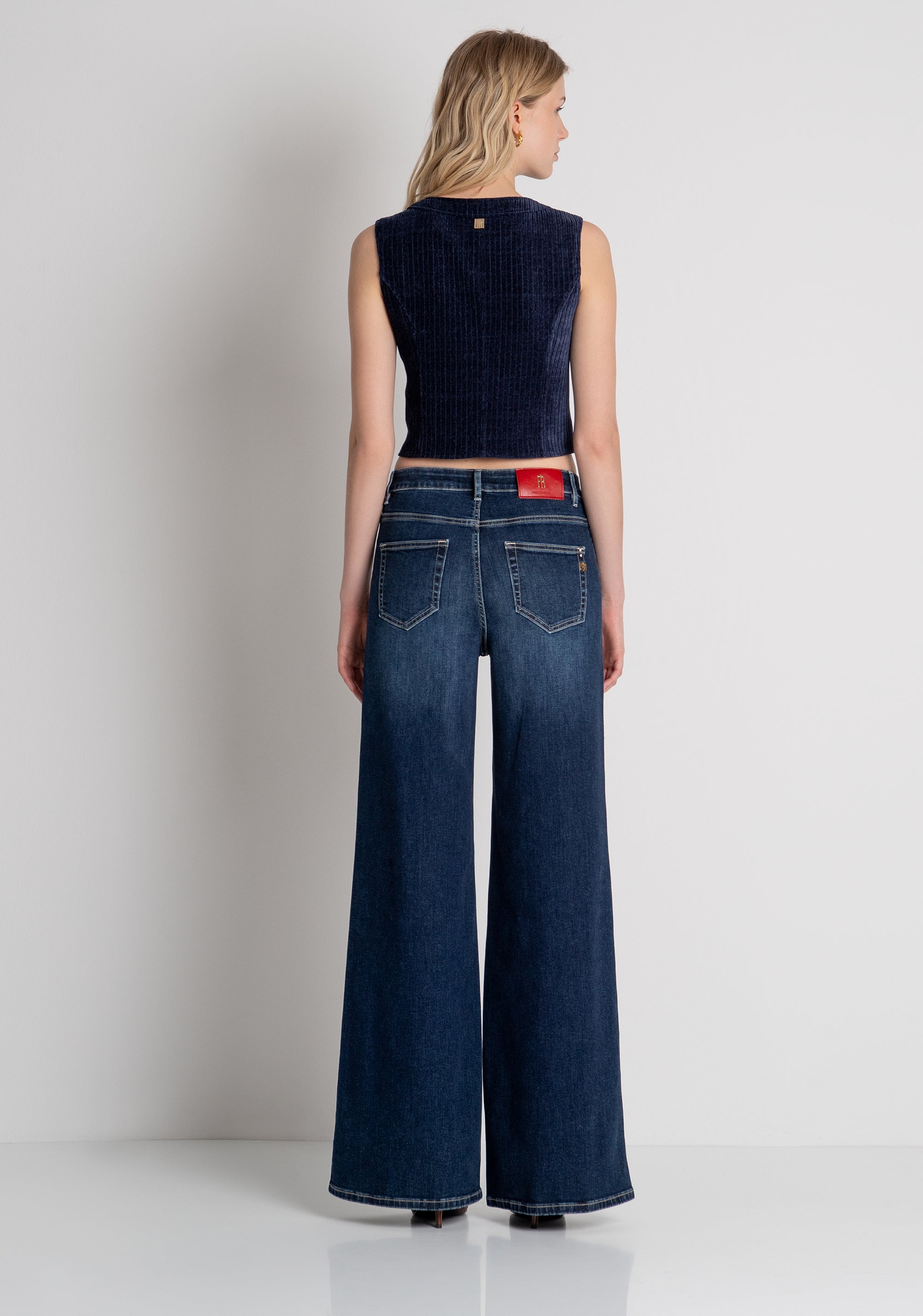 Jeans flare in denim con lavaggio medio FR26WV3015D460G1 FRACOMINA