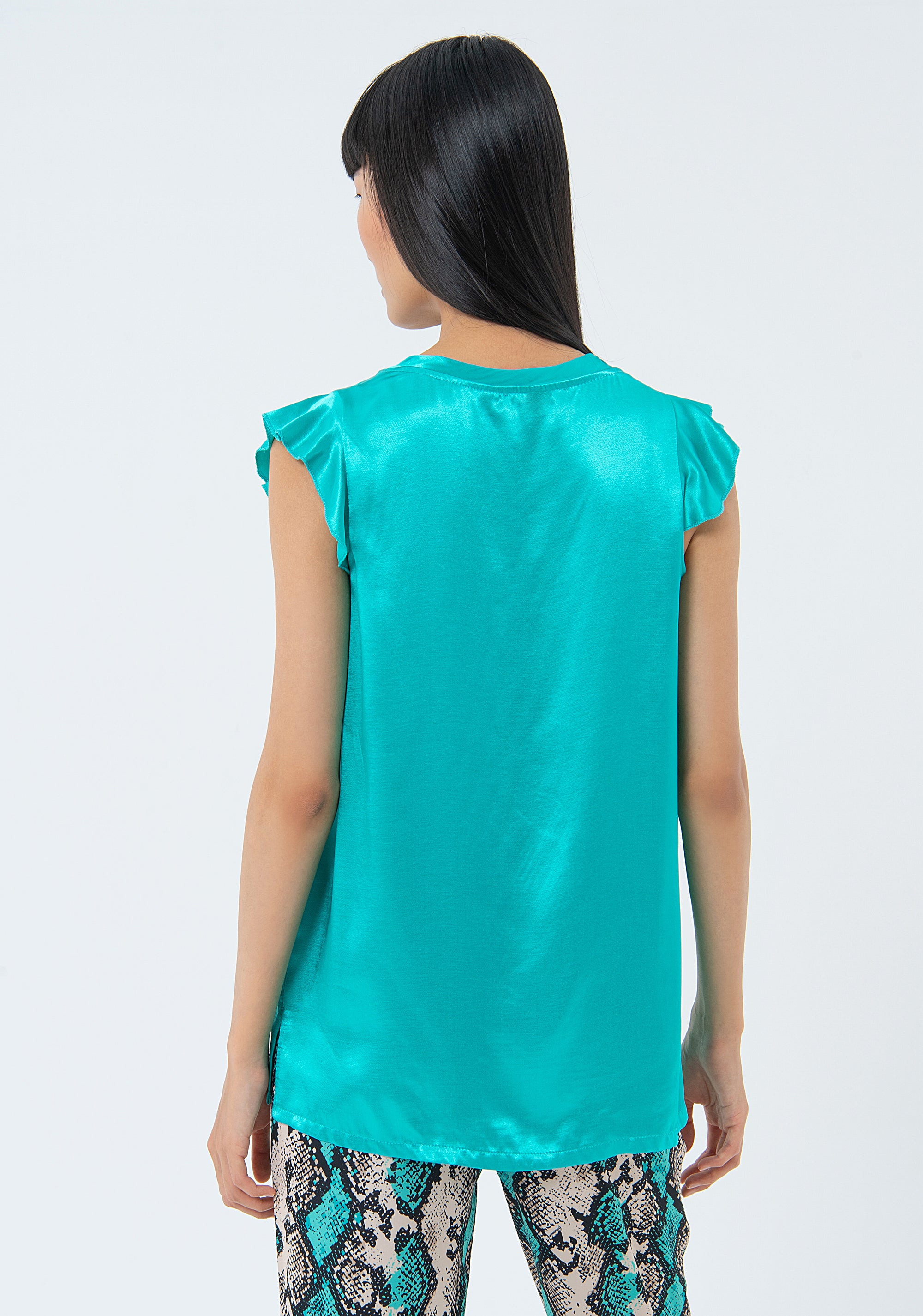 Blusa regular in raso