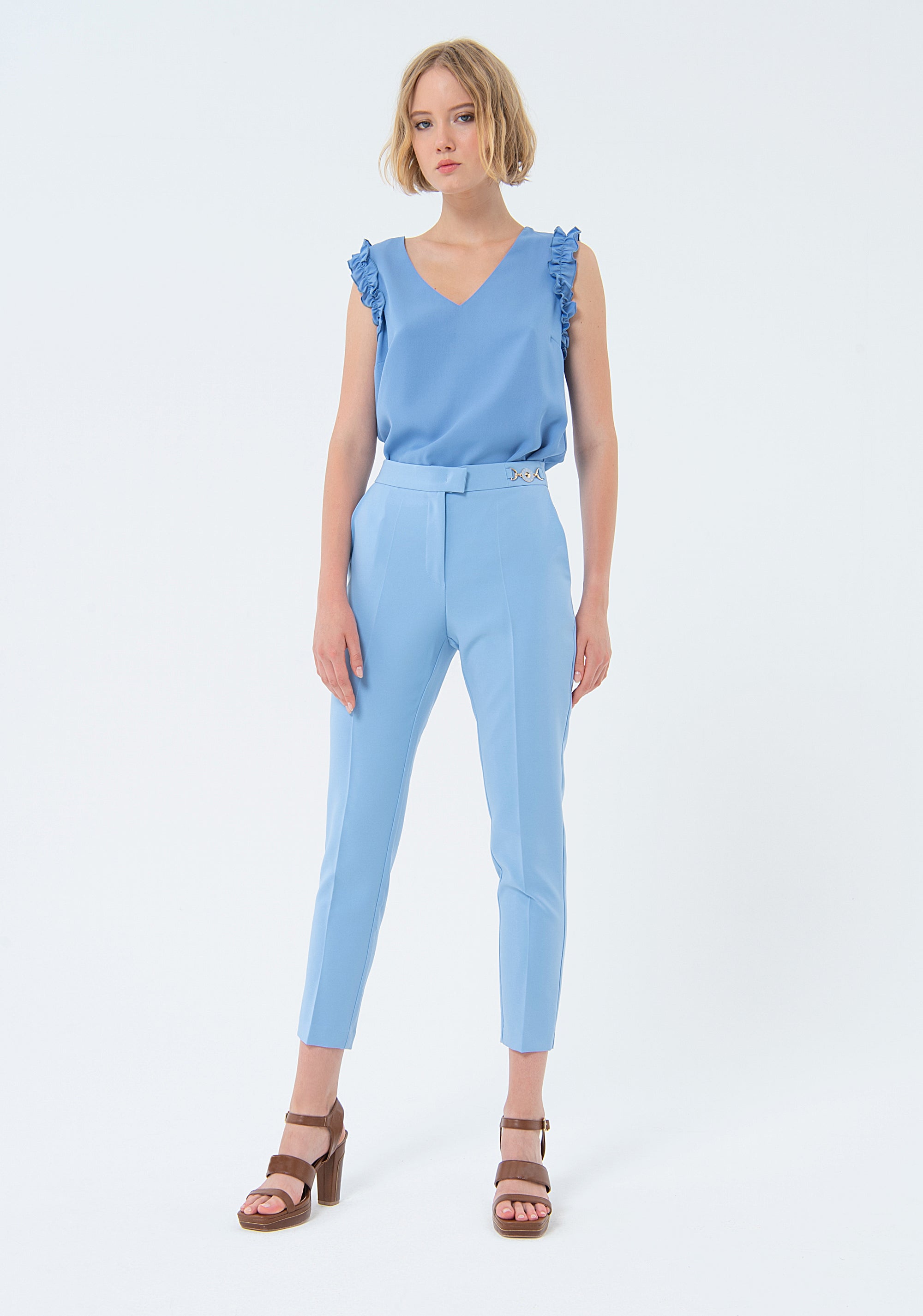 Pantaloni regular modello chino in tessuto tecnico