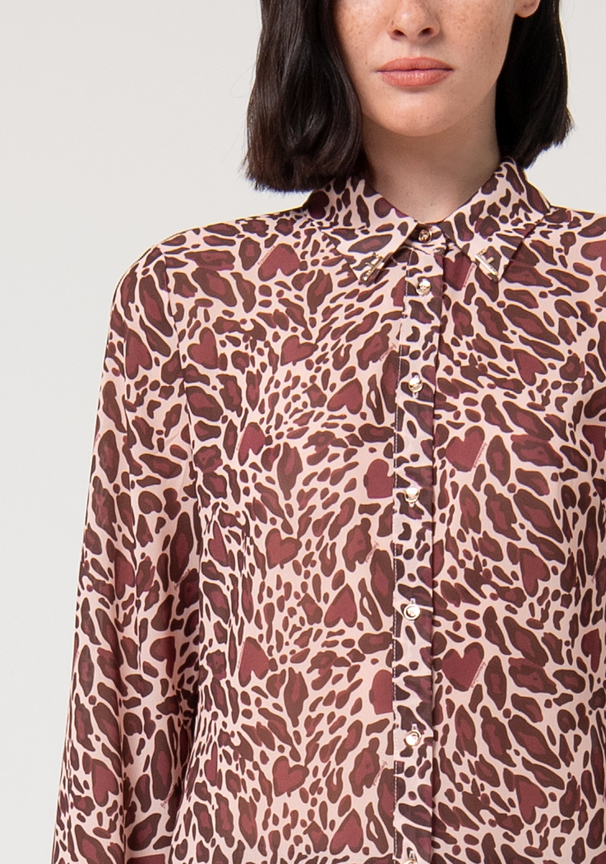 Camicia regular in fantasia animalier FS24WT6006W412L7-087 Fracomina