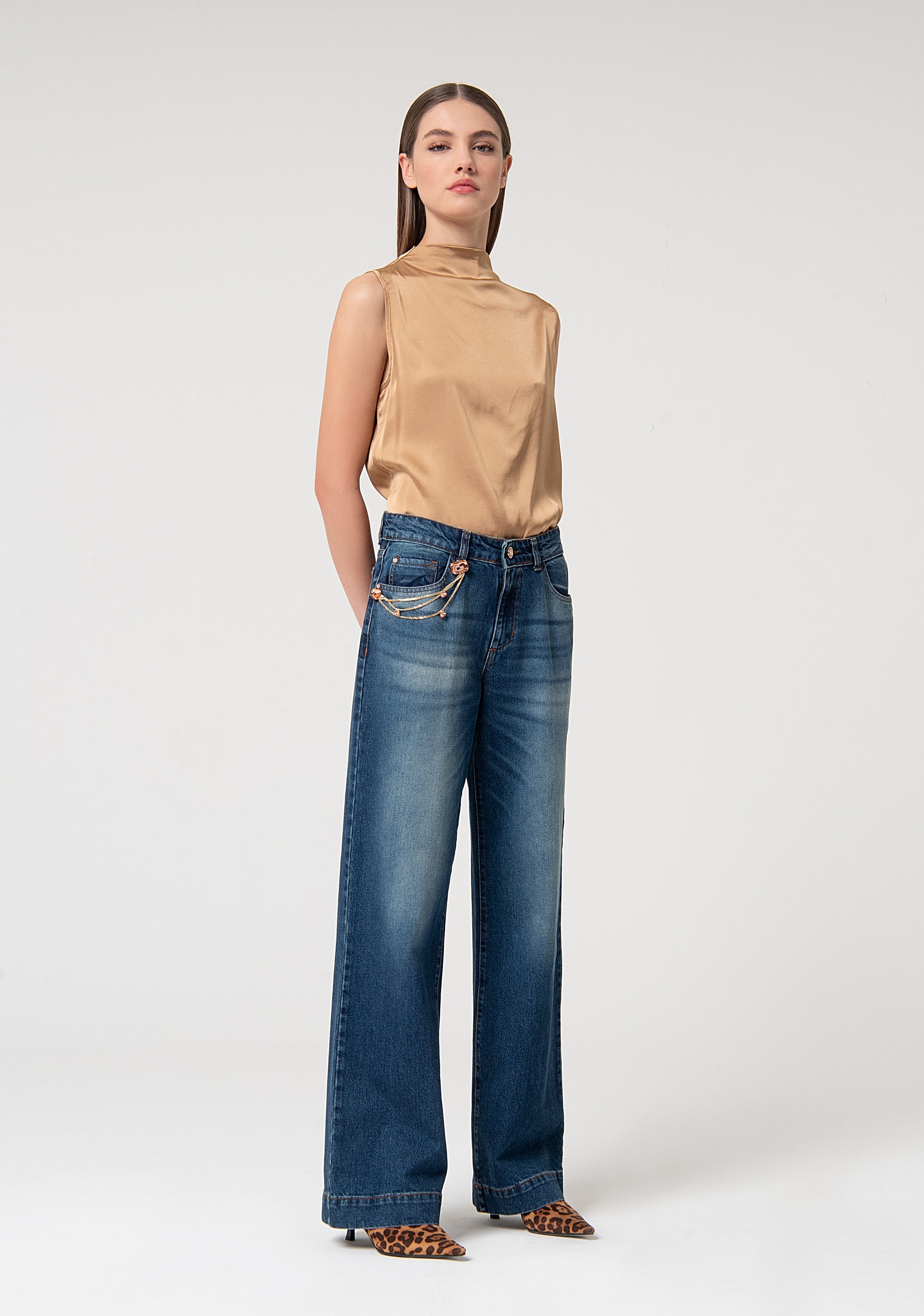 Jeans flare a palazzo in denim con lavaggio scuro FS24WV3008D40093-S93 Fracomina