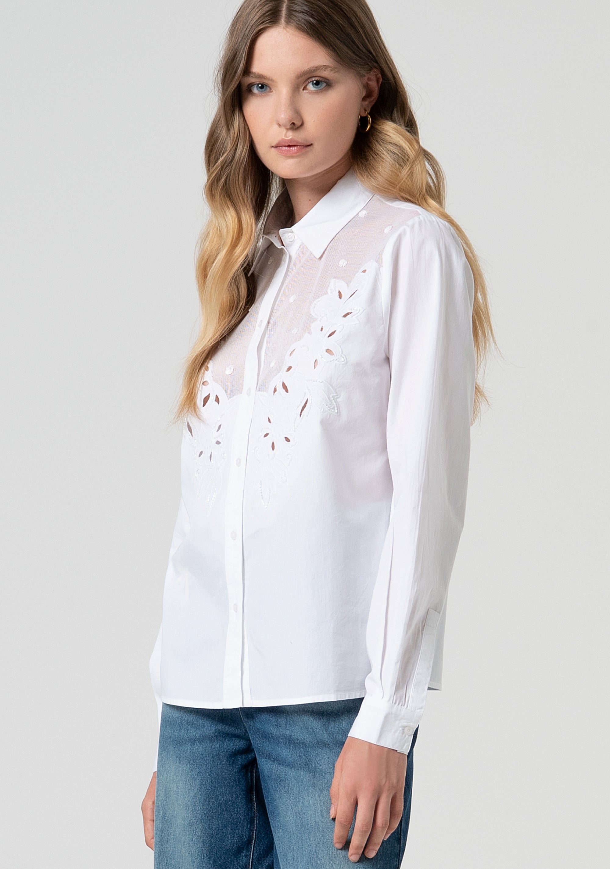 Camicia regular con intarsi e ricami FS25ST6020W403Q5-278 Fracomina