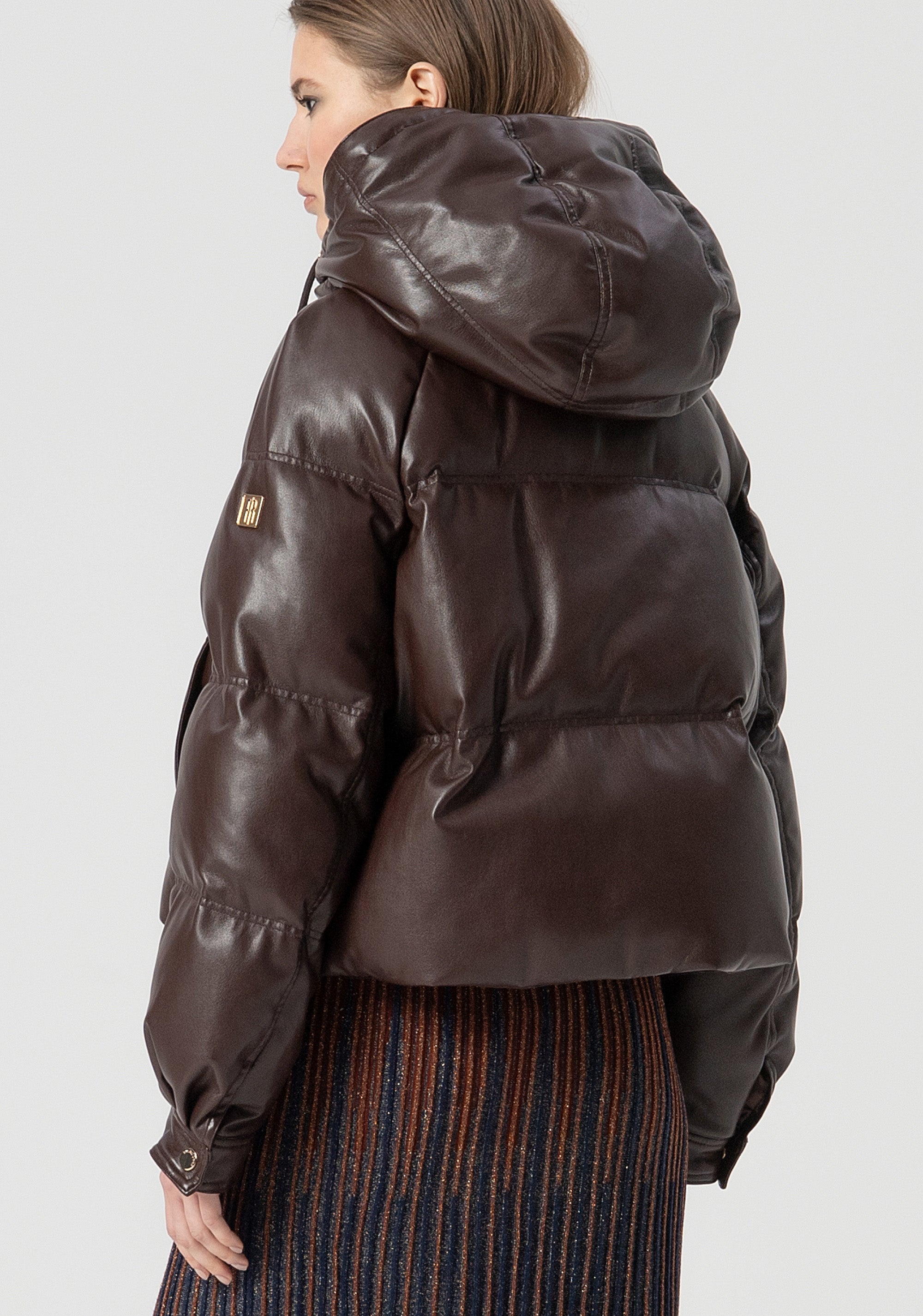 Piumino cropped con cappuccio FS25WC3002P41101-091 Fracomina