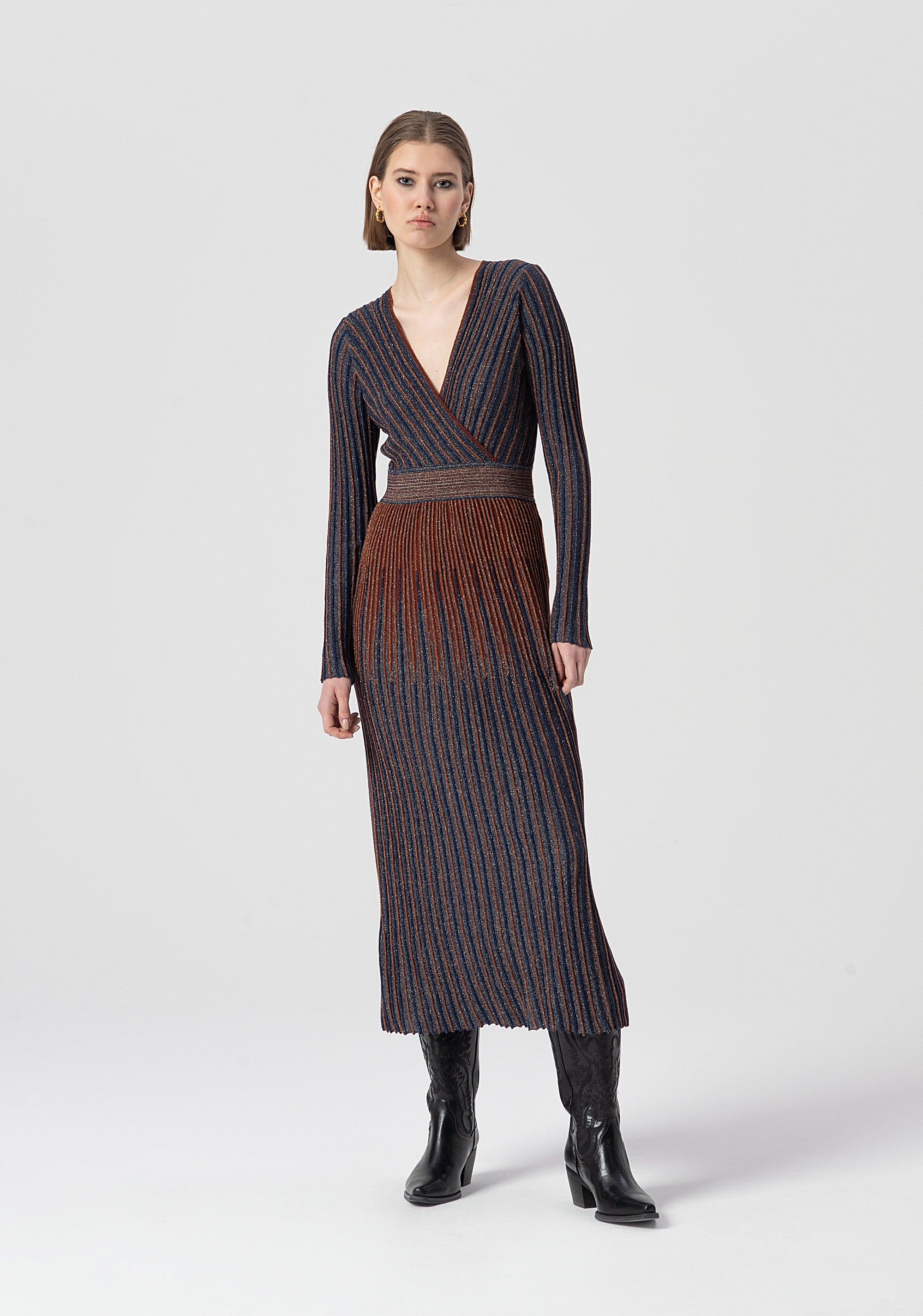 Abito regular midi in maglia con lana e lurex FS25WD5006K558Q7-M23 Fracomina