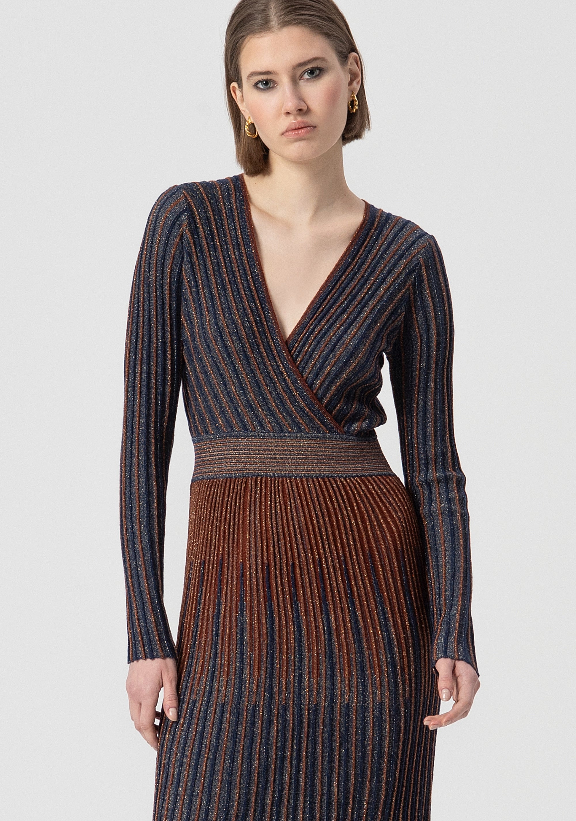 Abito regular midi in maglia con lana e lurex FS25WD5006K558Q7-M23 Fracomina