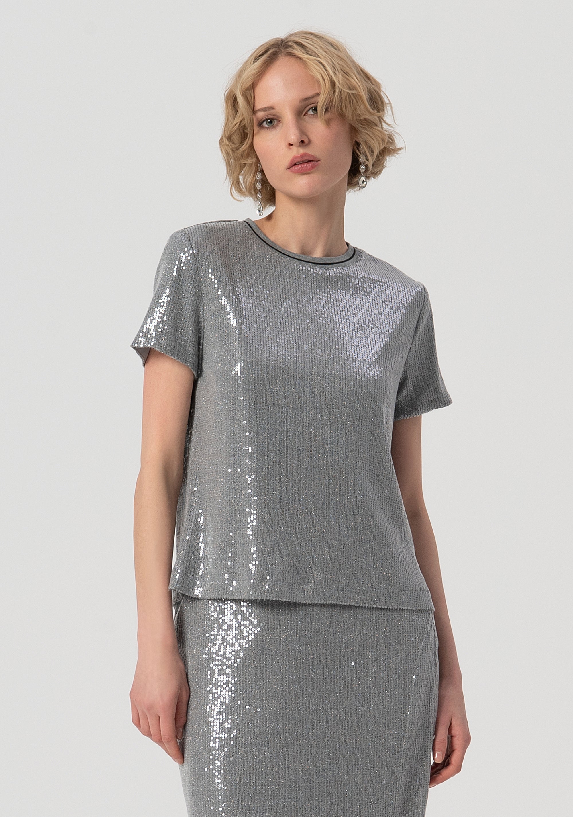 Blusa regular con paillettes FS25WT1001W53601-156 Fracomina