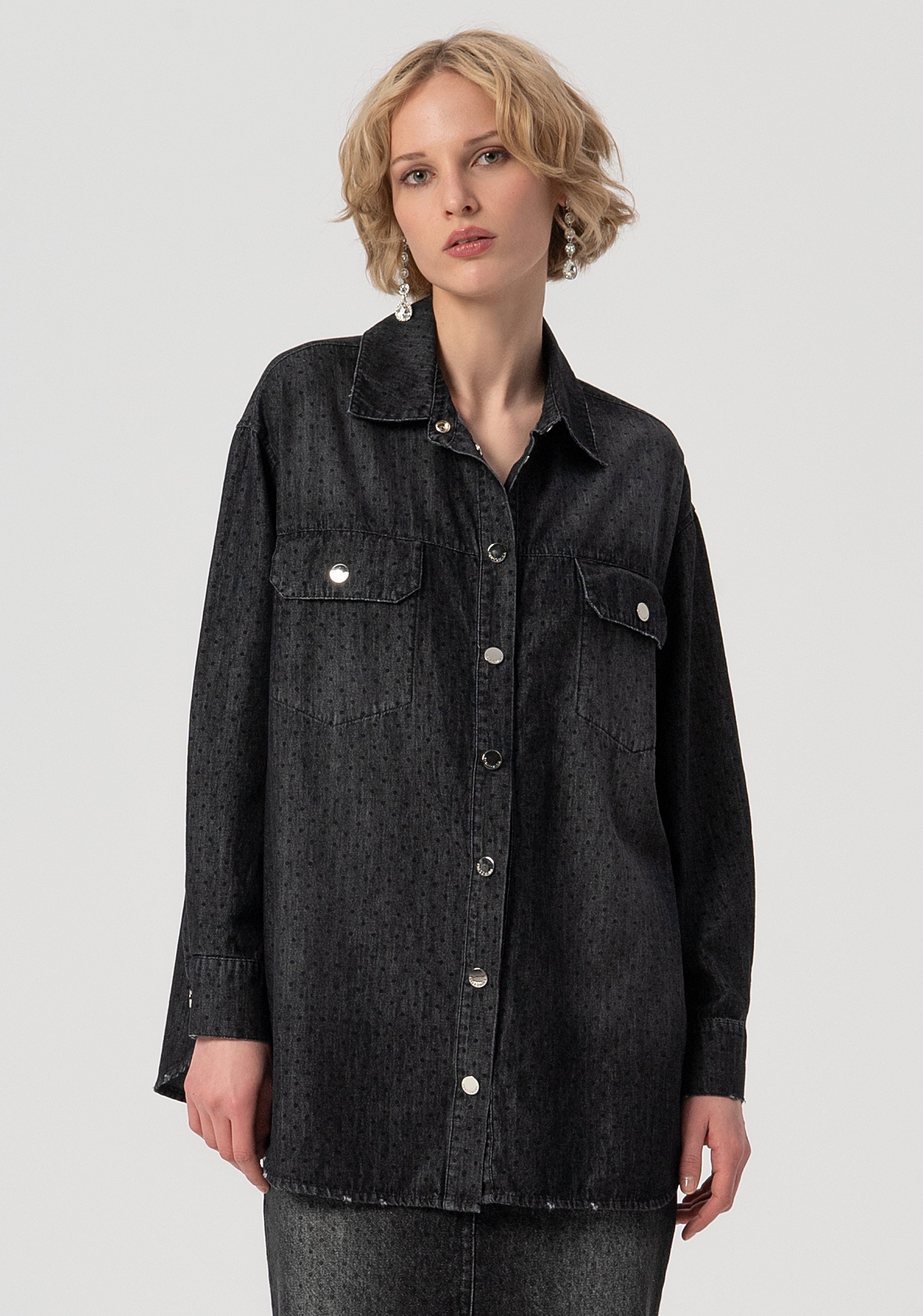 Camicia over in denim nero a pois con lavaggio medio FS25WT6005D40001-553 Fracomina