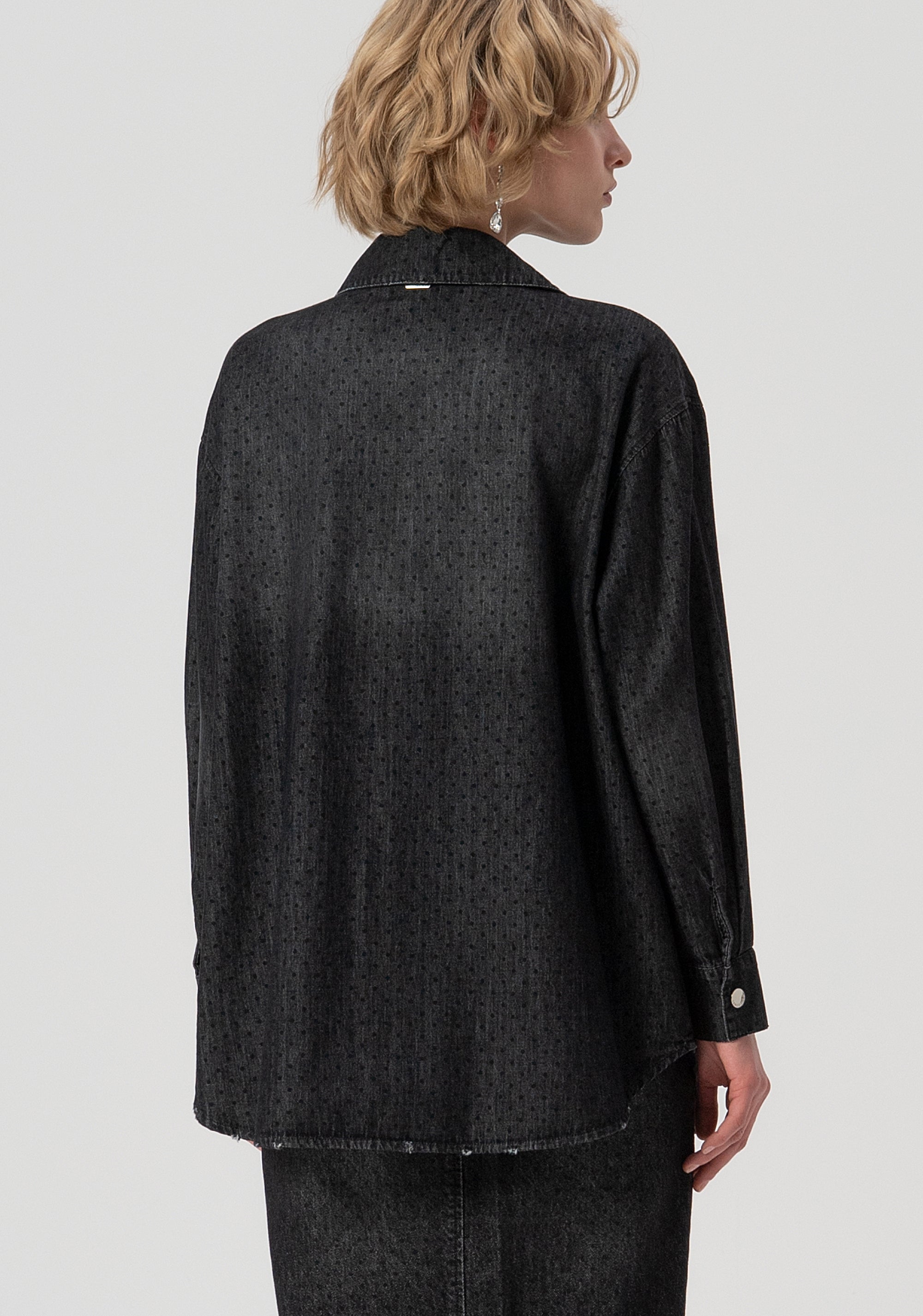Camicia over in denim nero a pois con lavaggio medio FS25WT6005D40001-553 Fracomina