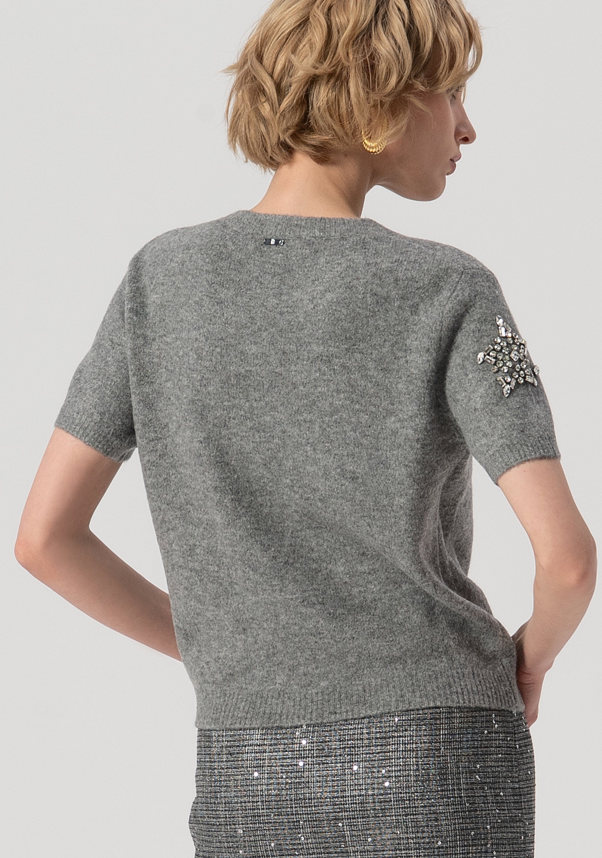 Maglia maniche corte con applicazione stella con pietre luminose FS25WT7003K560R9-156 Fracomina