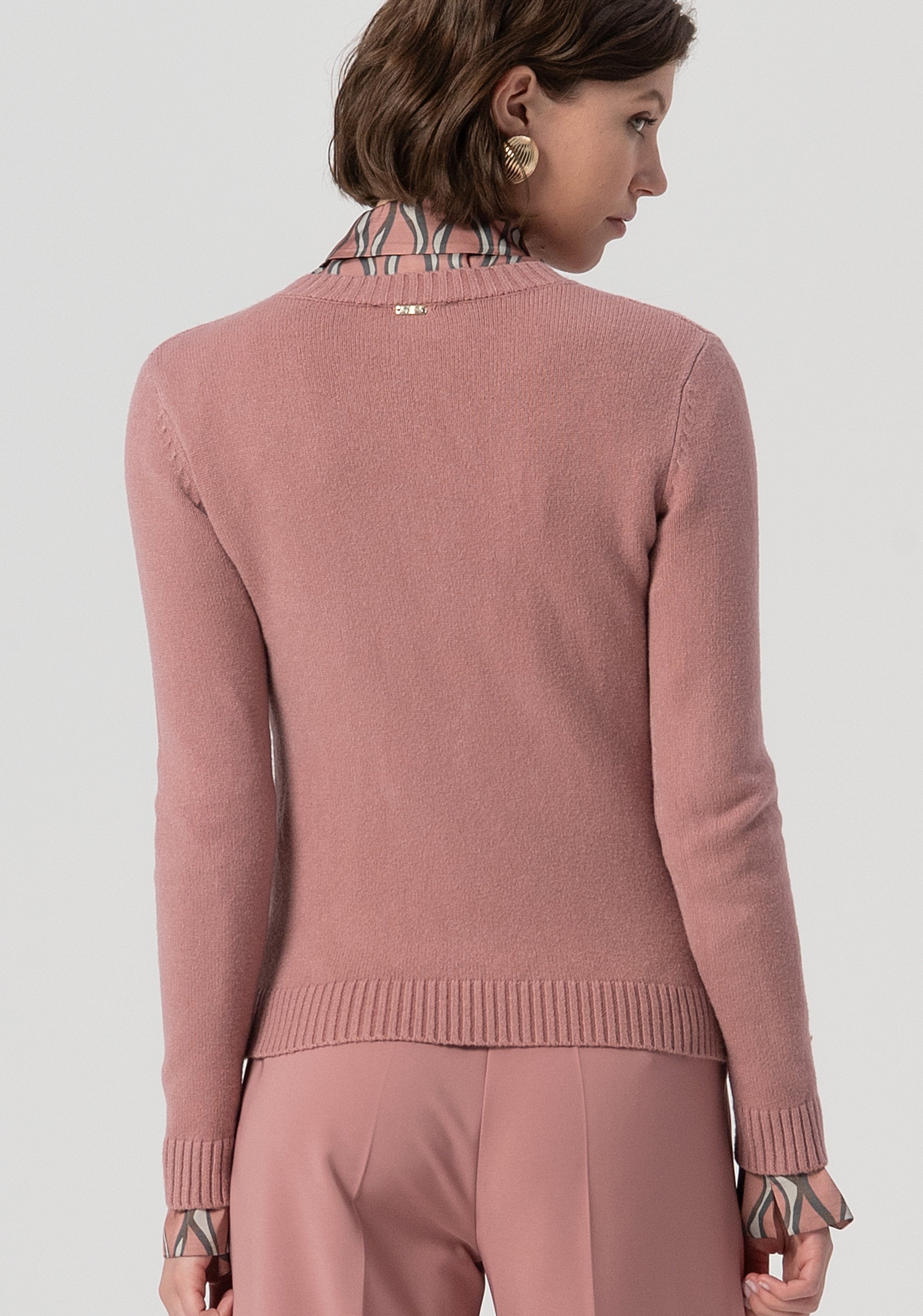 Maglia slim con punto treccia e baguette applicate FS25WT7012K50201-238 Fracomina
