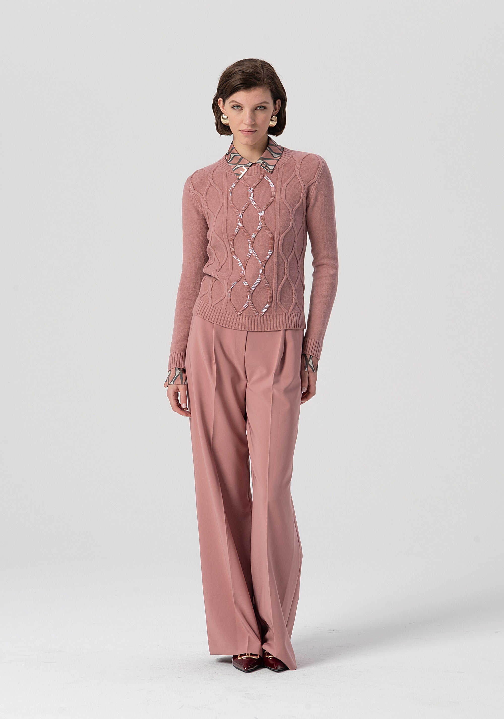 Maglia slim con punto treccia e baguette applicate FS25WT7012K50201-238 Fracomina