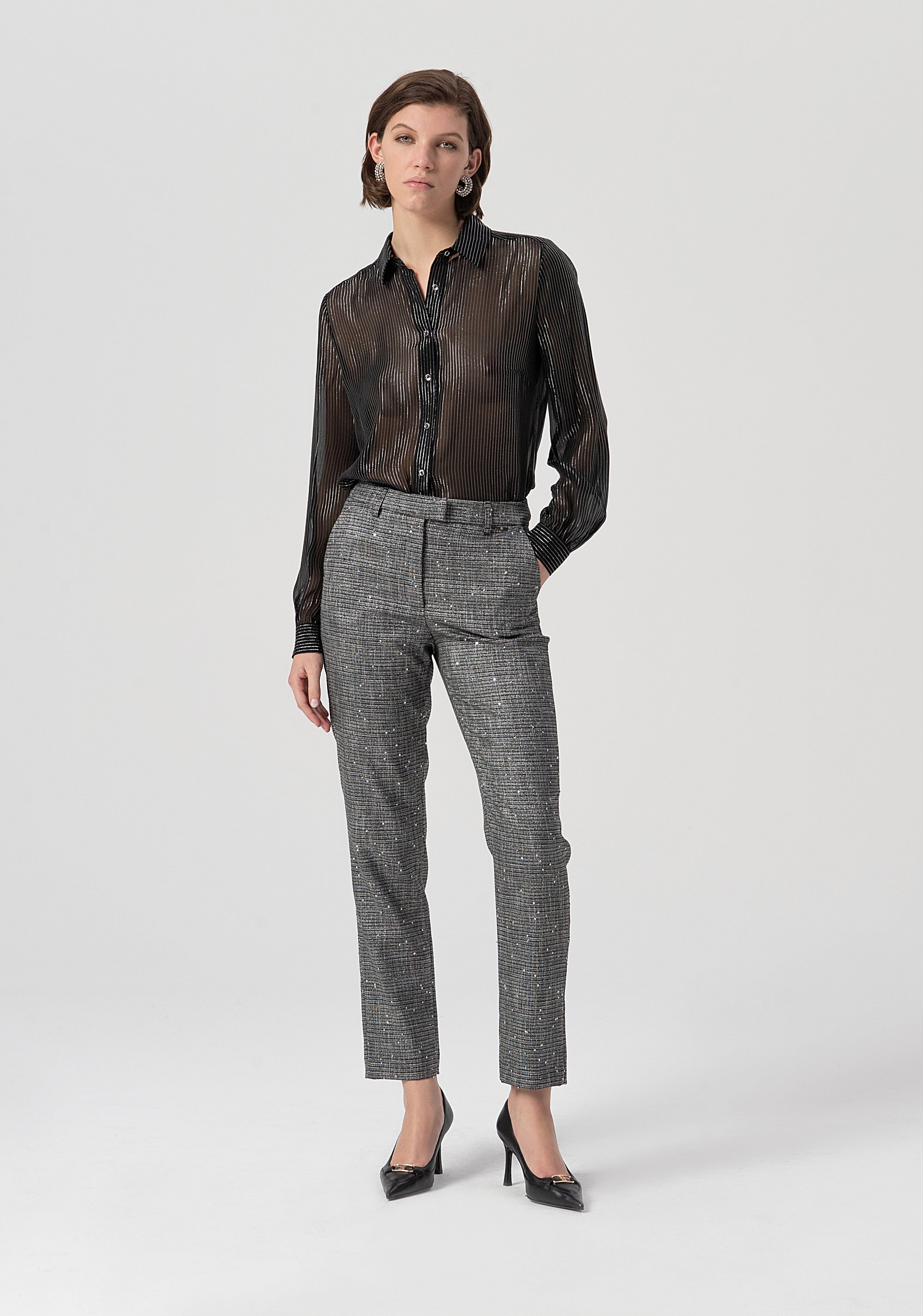 Pantalone regular a sigaretta in tweed con paillettes applicate FS25WV2005W821J5-053 Fracomina