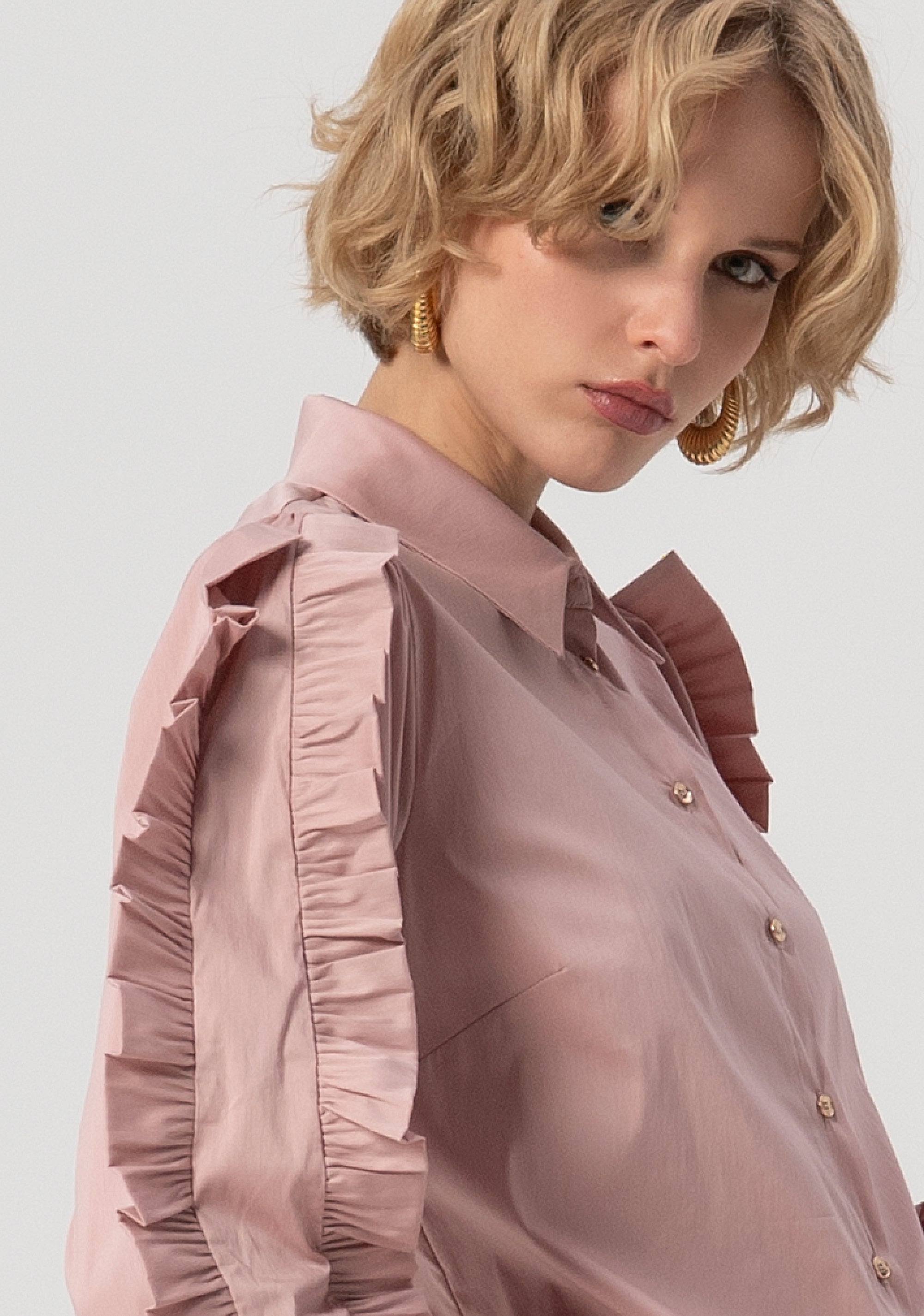 Camicia regular in popeline con rouches sulle maniche