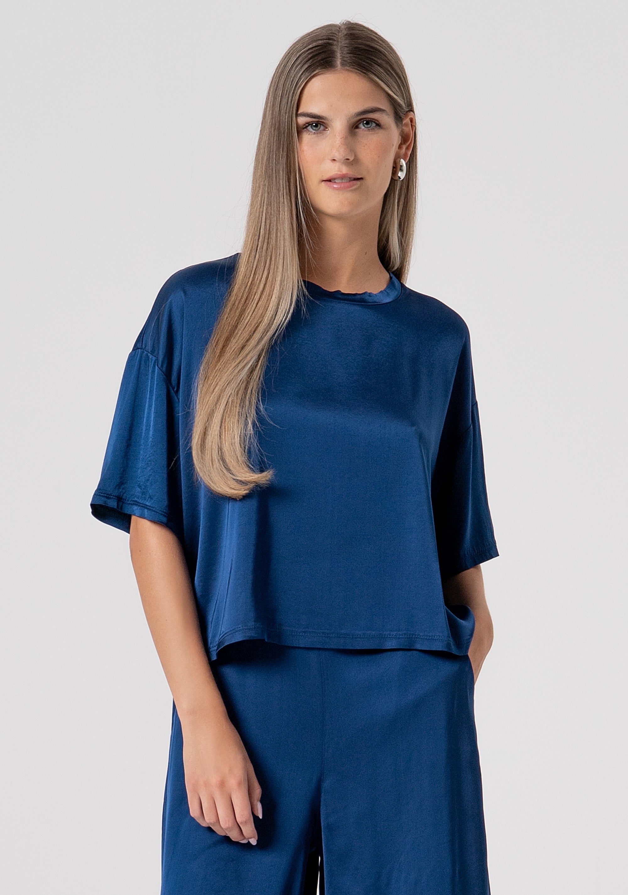 T-shirt flare in raso FS26ST1002W84101-064 Fracomina