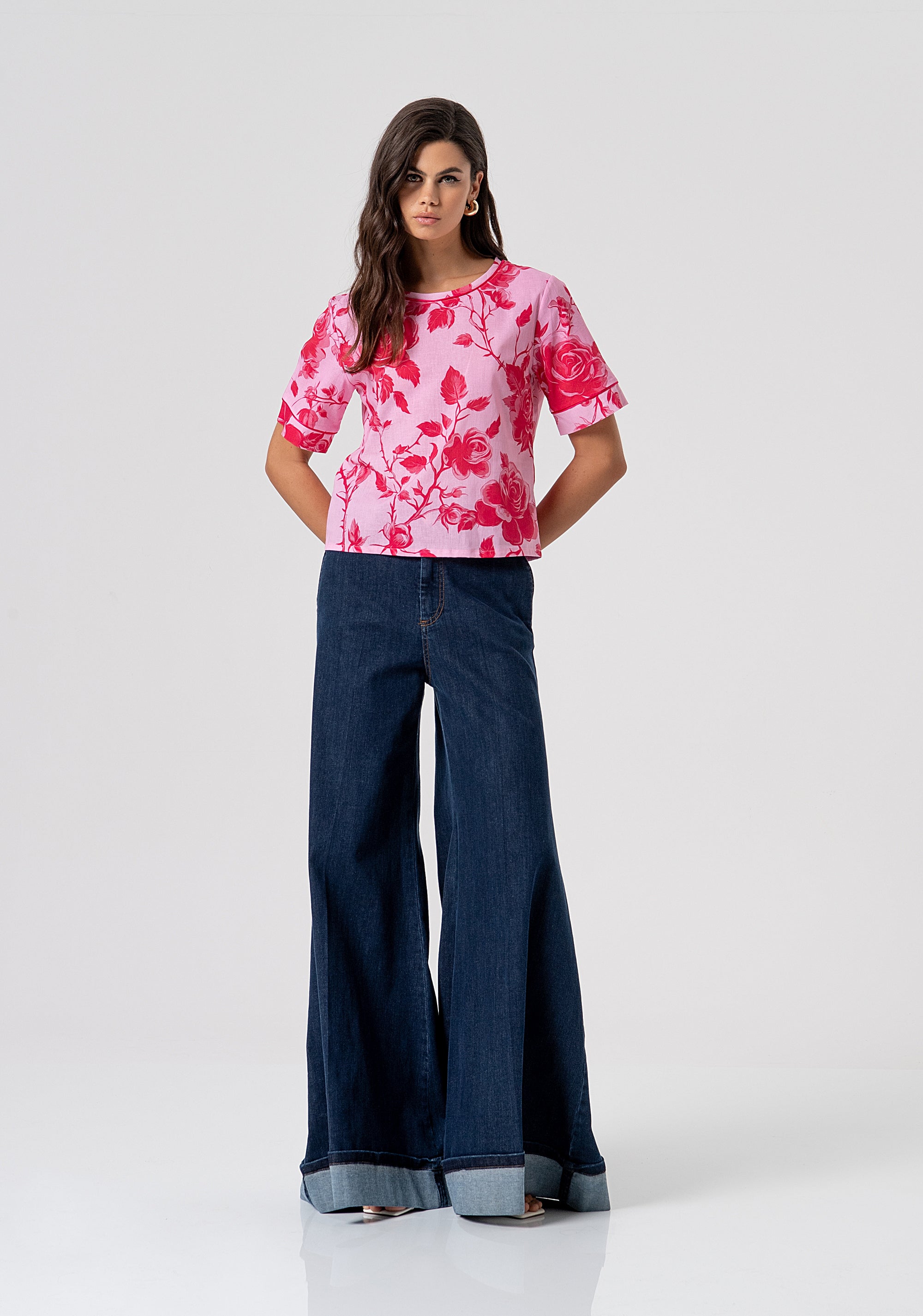 Top regular in fantasia floreale FS26ST1005W622K9-G54 Fracomina