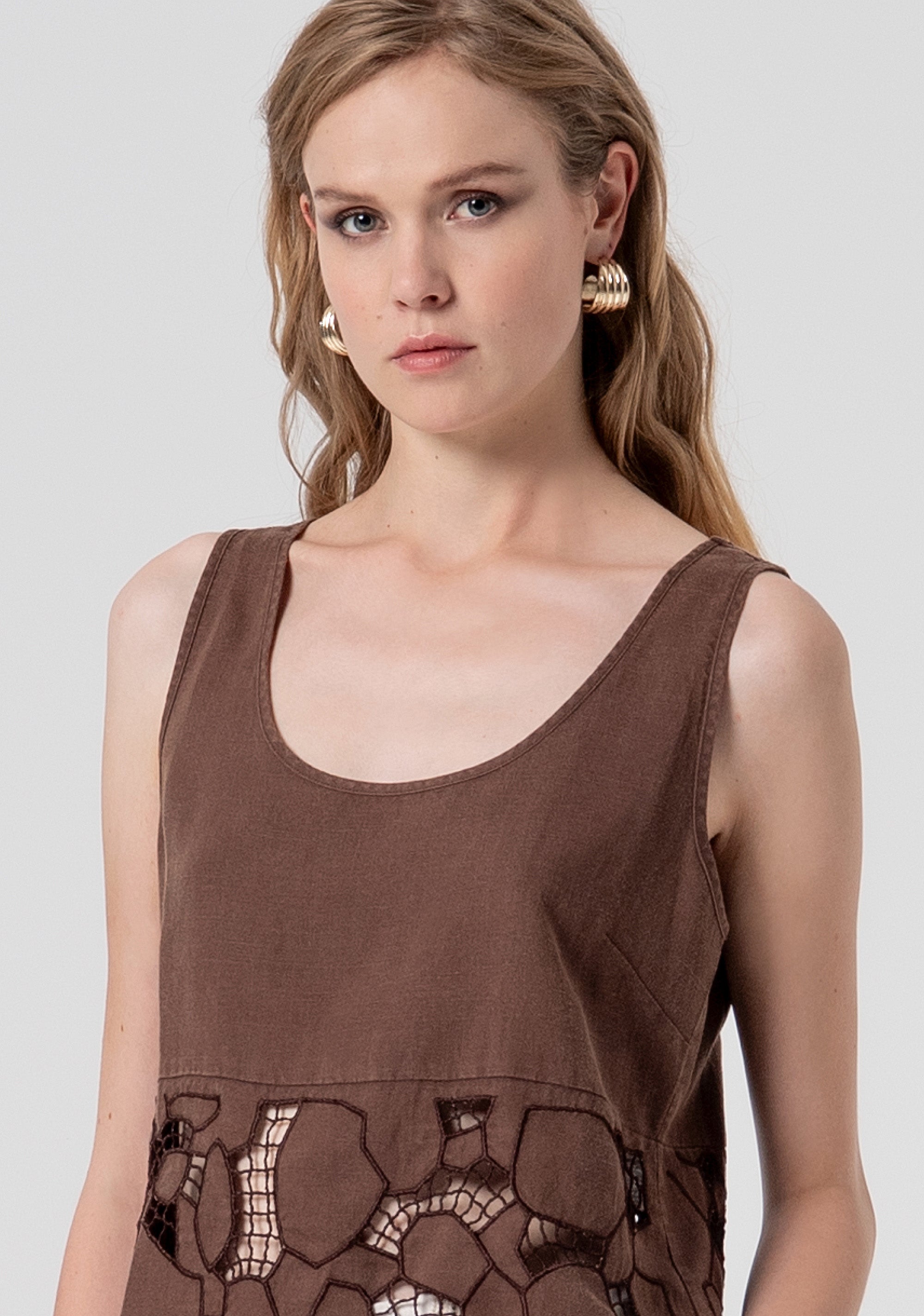 Top senza maniche con ricami FS26ST2001W826E5-091 Fracomina