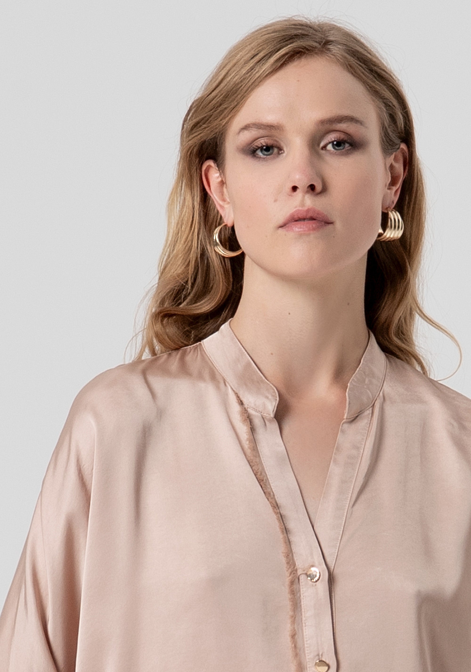 Camicia over in raso di viscosa FS26ST6014W41301-050 Fracomina