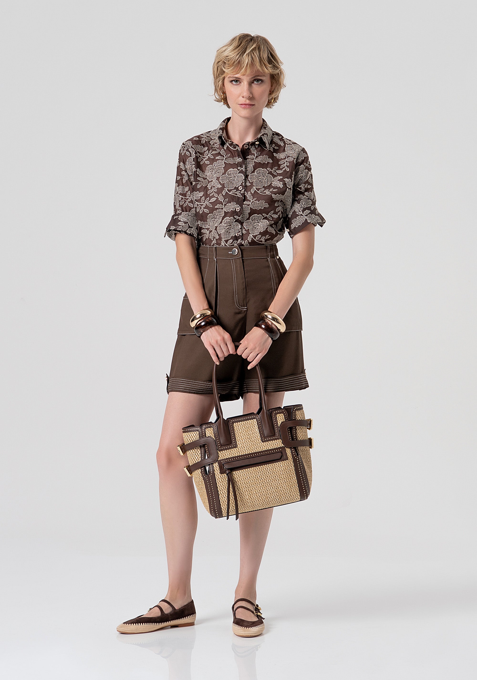 Camicia regular in tessuto con ricami floreali FS26ST6018W834E5-091 Fracomina