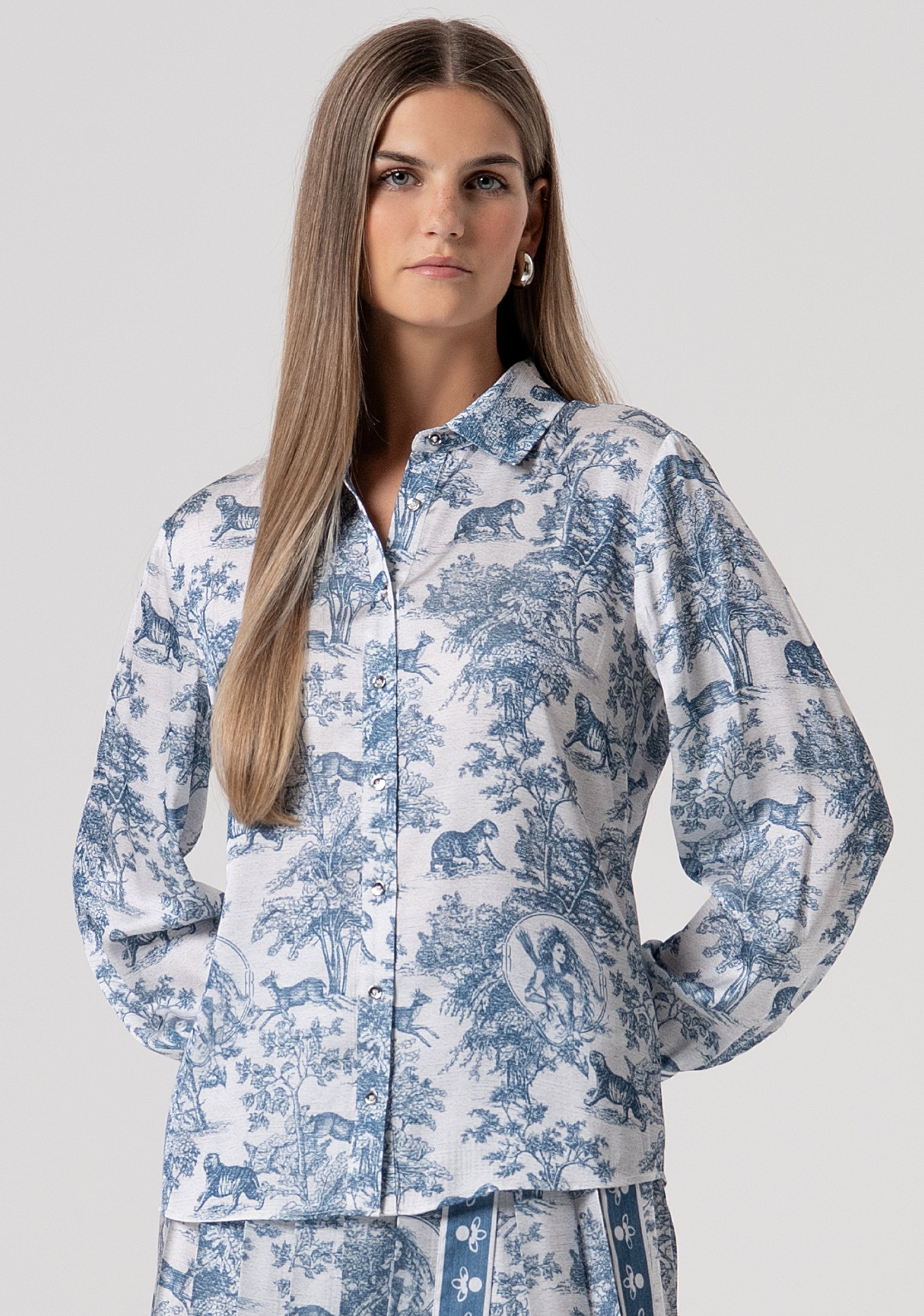 Camicia regular in fantasia FS26ST6020W435K5-083 Fracomina