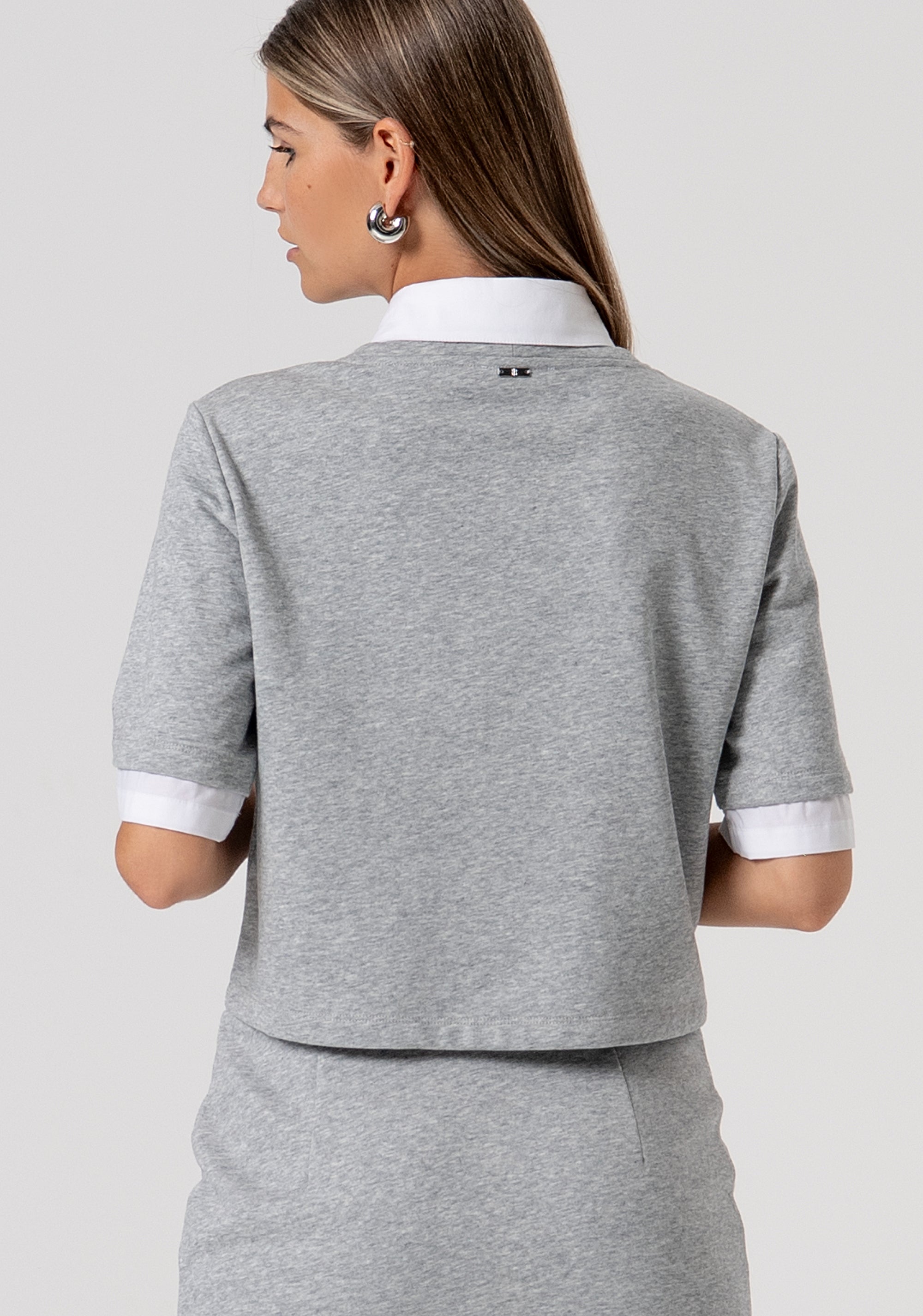 Felpa cropped con applicazioni gioiello FS26ST9001F408R9-156 Fracomina