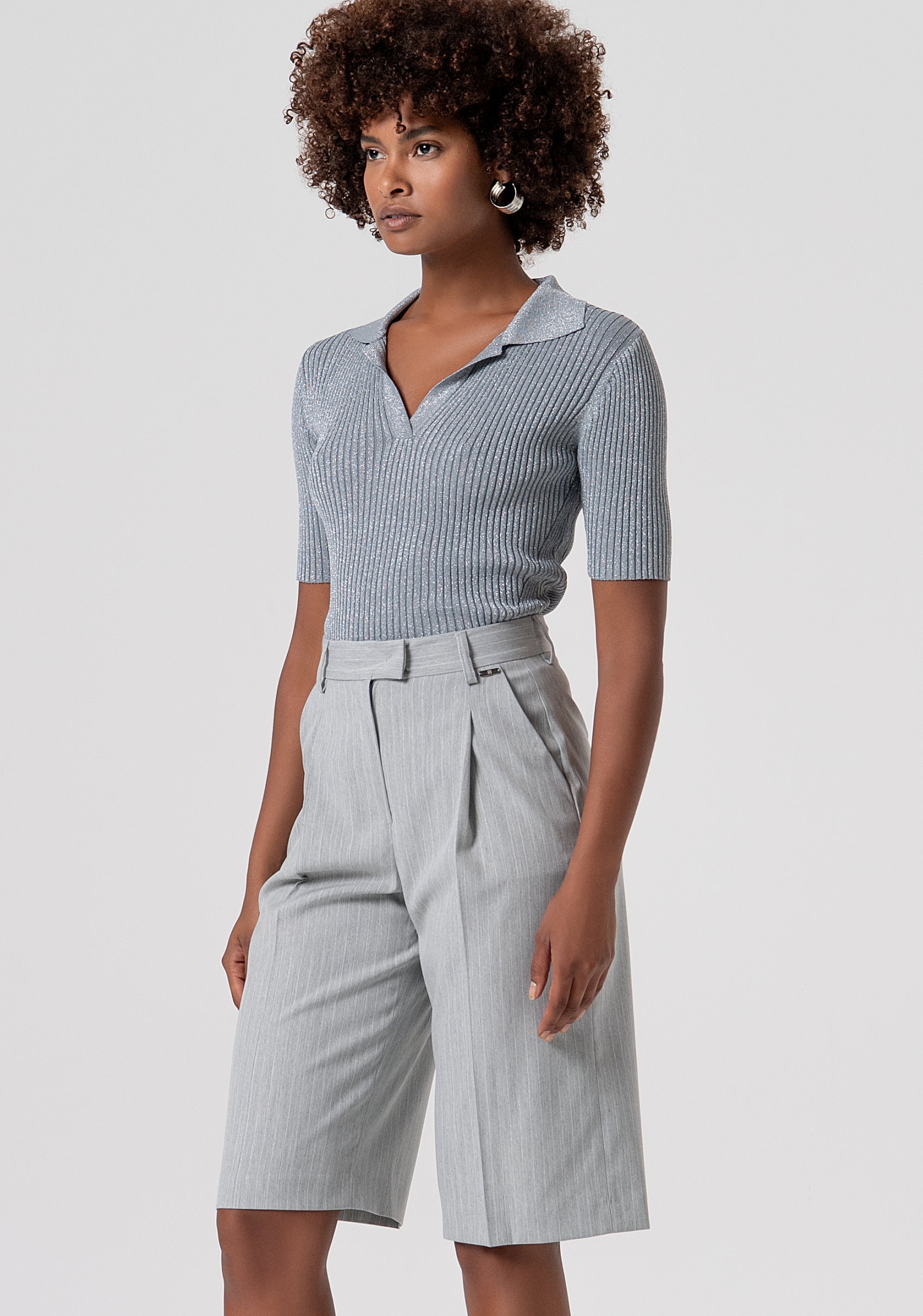 Bermuda regular in tessuto gessato FS26SV6003W587Q7-156 Fracomina