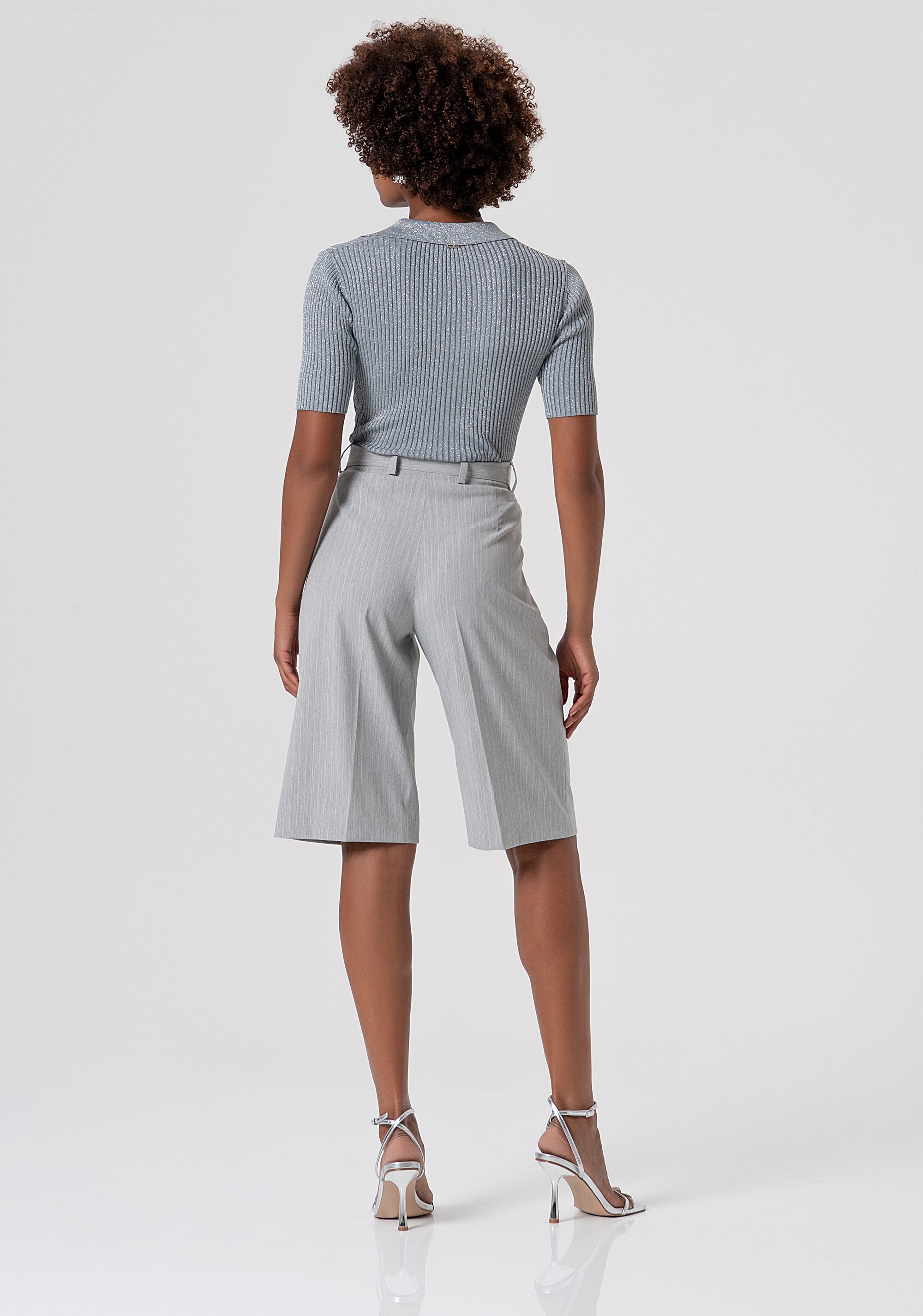 Bermuda regular in tessuto gessato FS26SV6003W587Q7-156 Fracomina