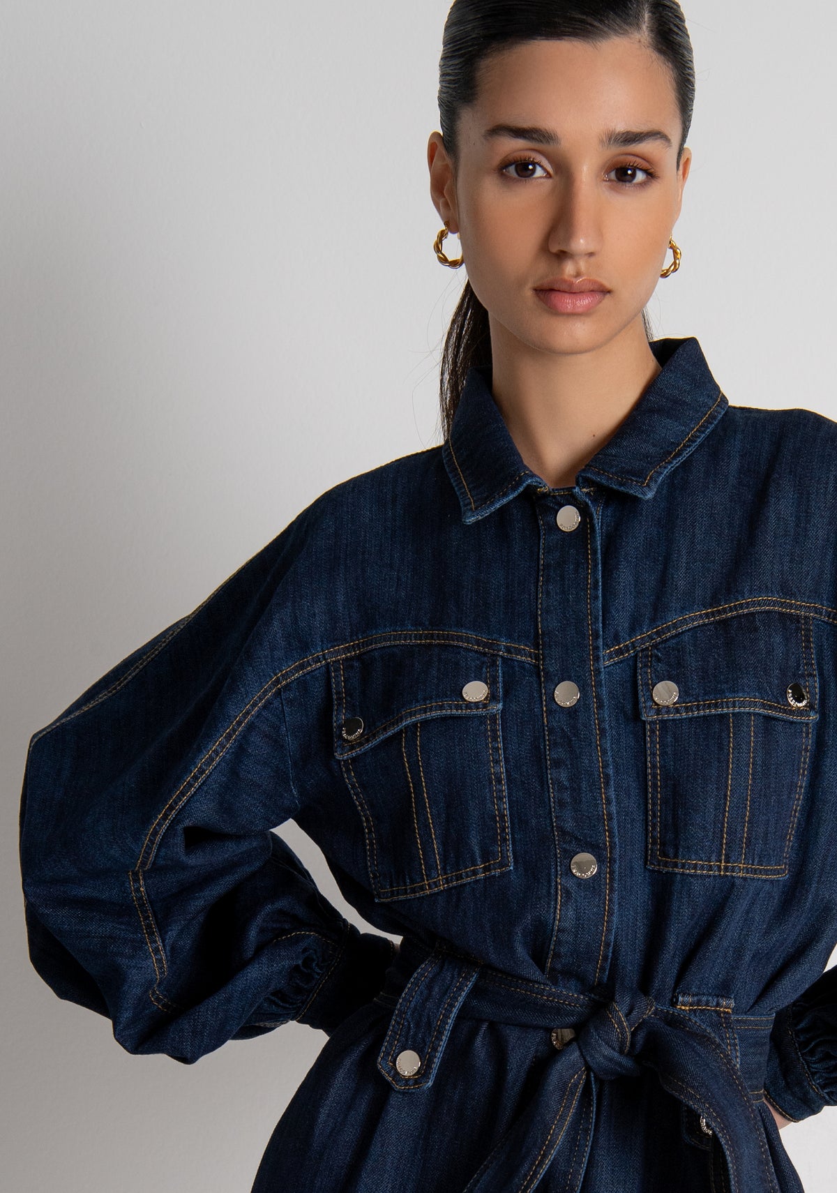 Abito regular mini in denim con lavaggio medio FS26WD4001D40993 FRACOMINA