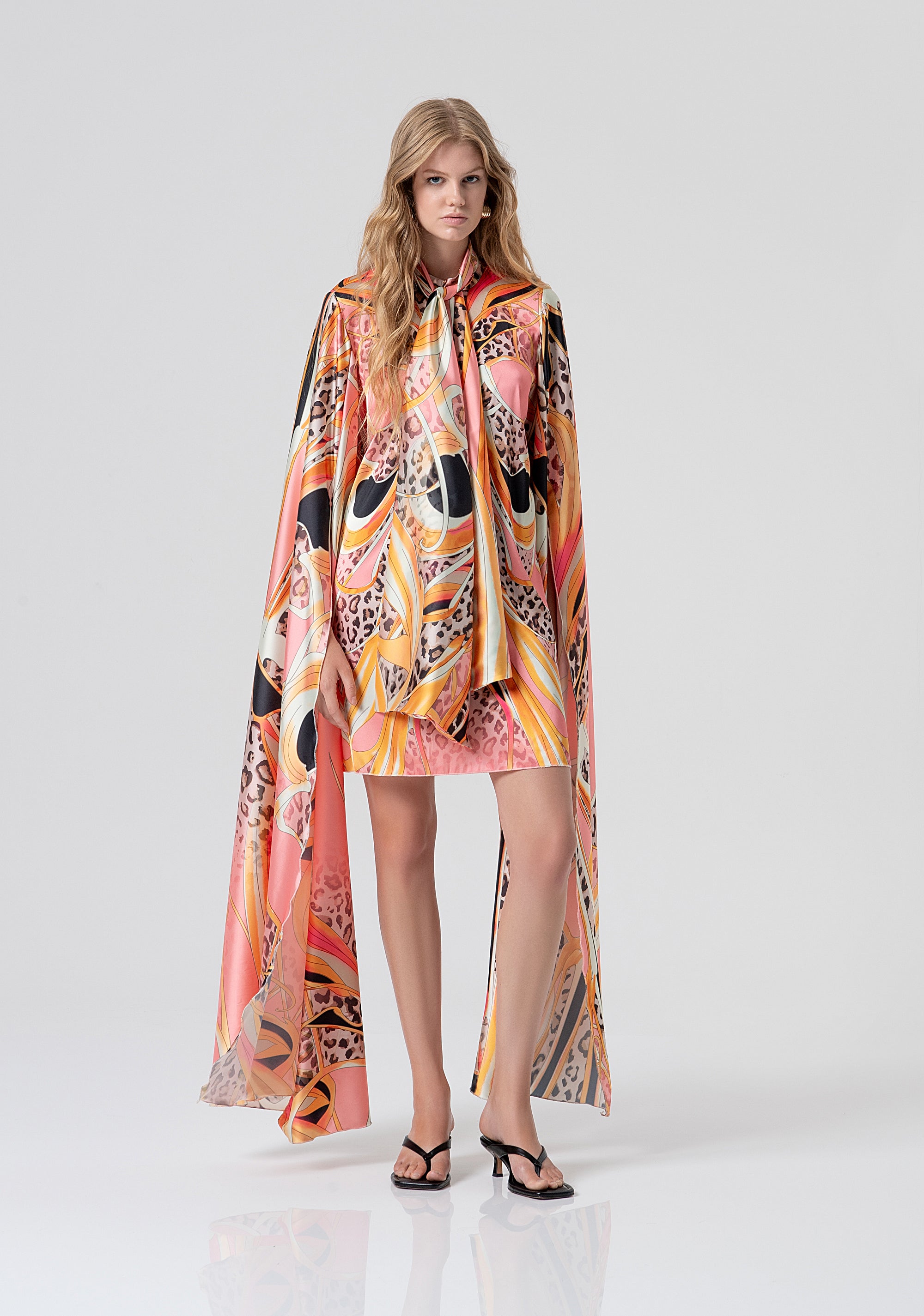 Abito linea ad A mini in raso con fantasia FV26SD1003W755J8-222 Fracomina