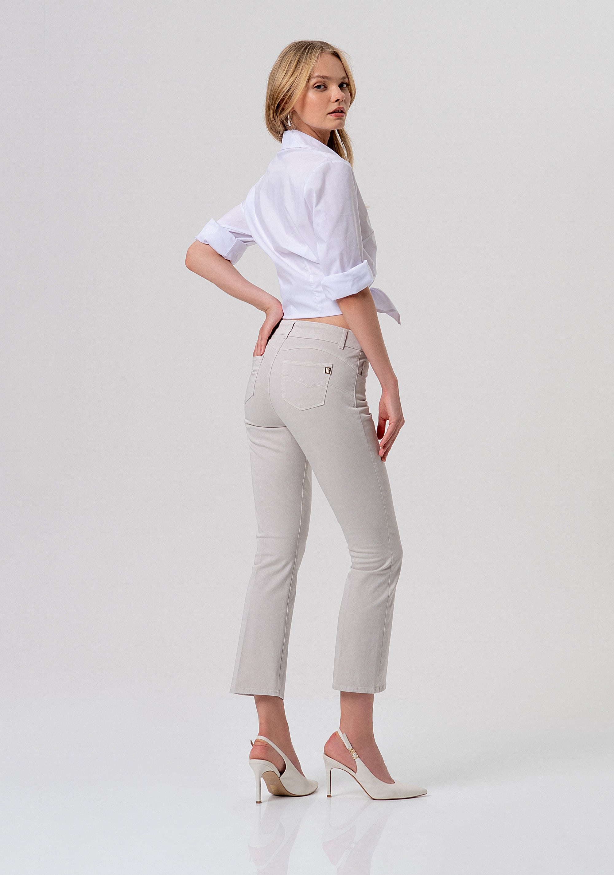 Pantalone cropped effetto push up in gabardina FY26SV8030W61501-251 Fracomina