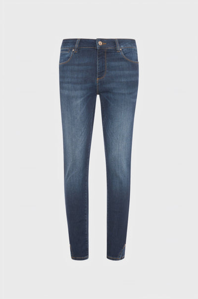 Jeans cropped effetto push up in denim con lavaggio medio