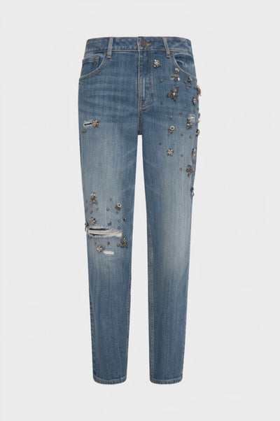 Jeans carrot mom fit in denim con lavaggio medio
