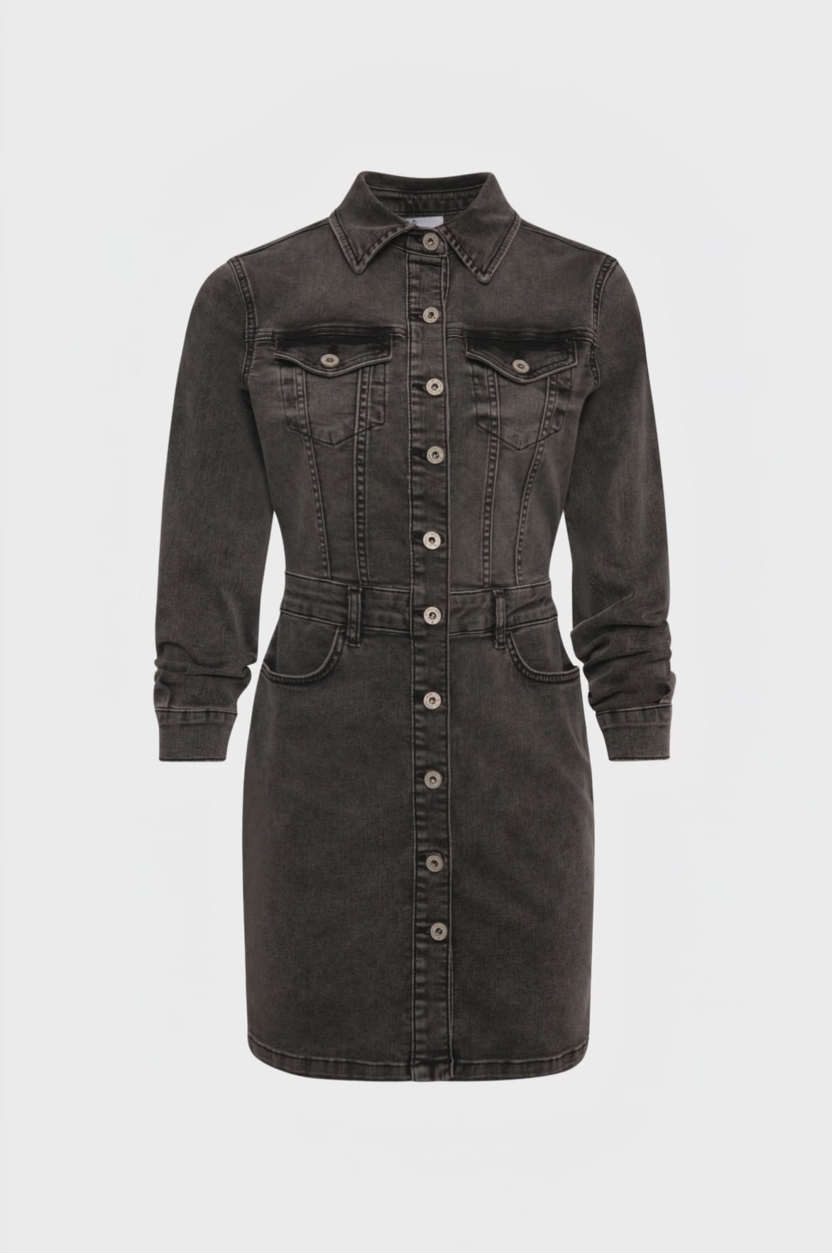 Abito slim modello chemisier in denim black con lavaggio medio